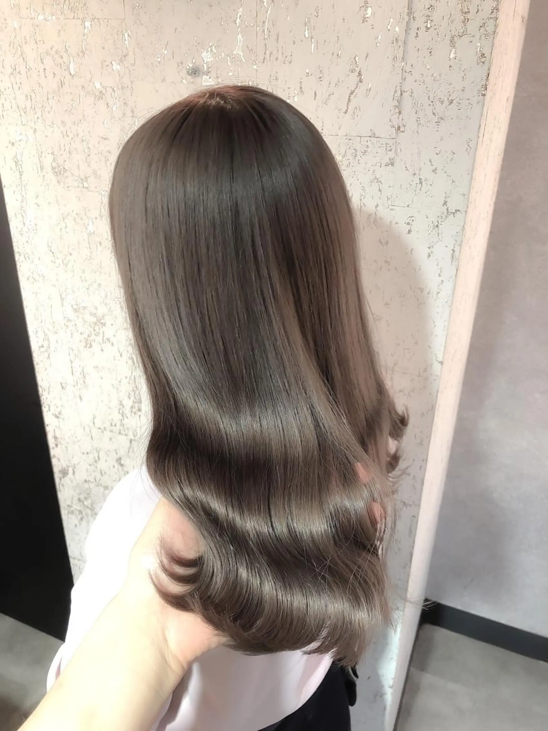 ロング カラー グレージュ カット ヘアカラー トリートメント 縮毛矯正/髪質改善/ レイヤー/石井龍のヘアスタイル