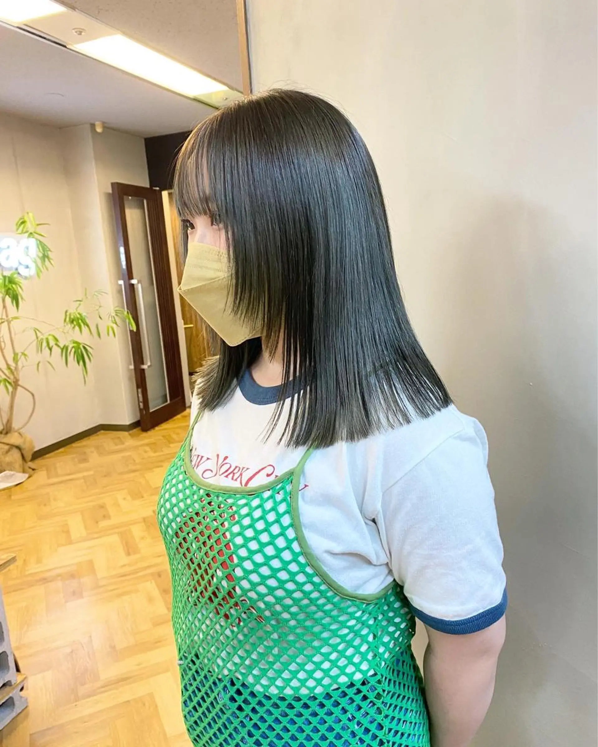 ミディアム カラー パーマ ヘアアレンジ デザインカラー/ボブ ブリーチカラー/ユリのヘアスタイル