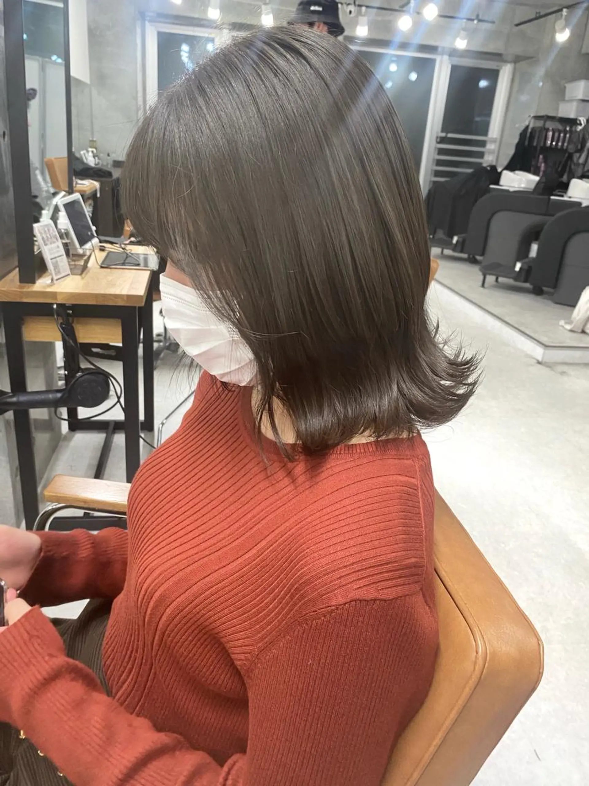 ミディアム カラー ヘアアレンジ 🌷FUKA🌷 まろやかハイトーンのヘアスタイル