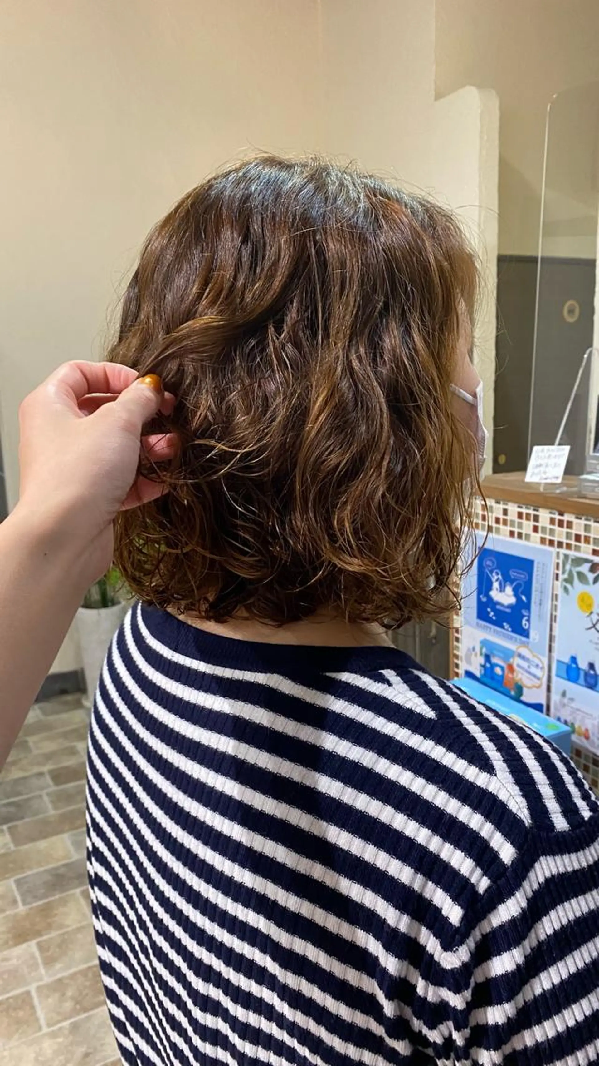 ショート パーマ 中村 友香のヘアスタイル