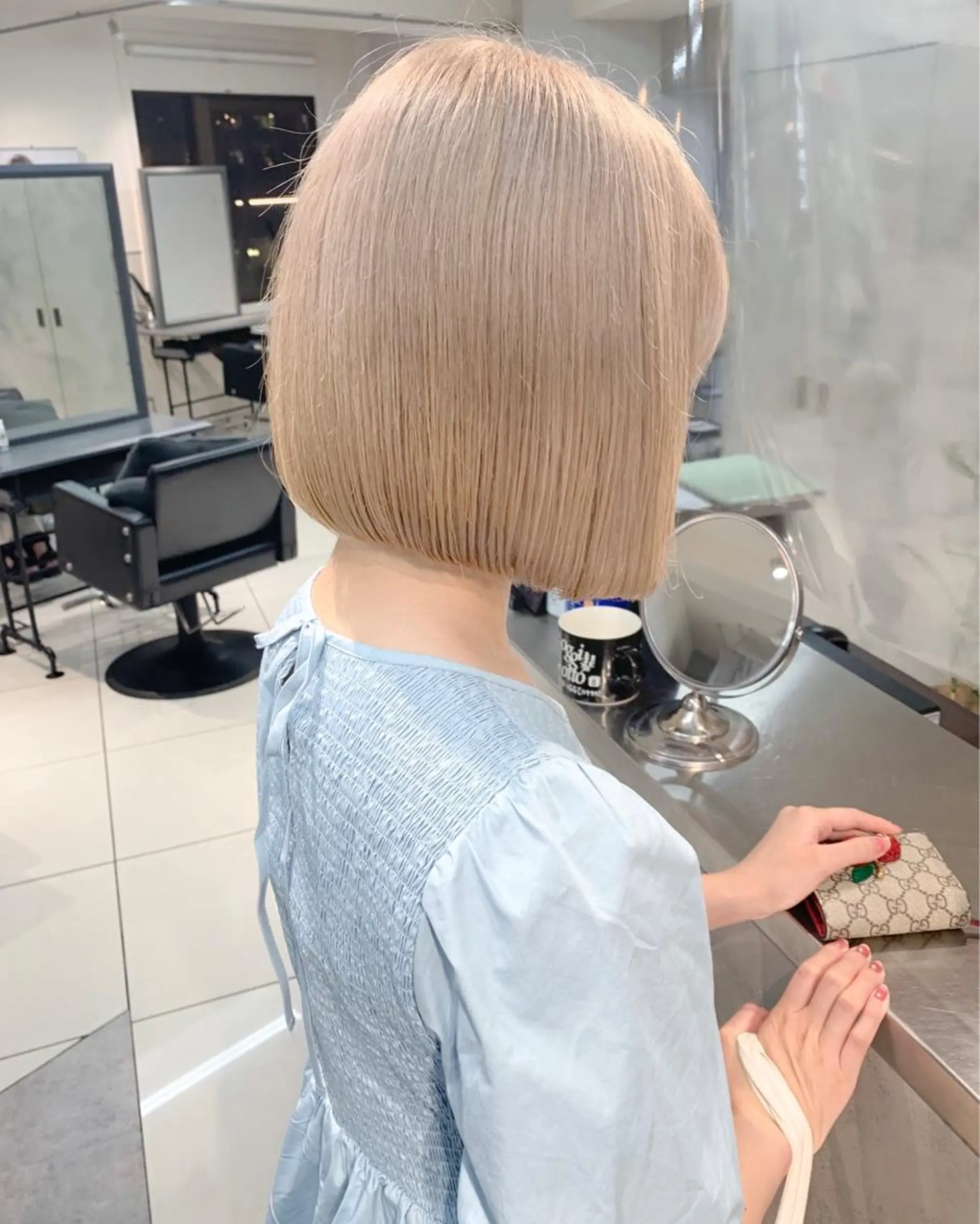 ショート カラー raika .のヘアスタイル