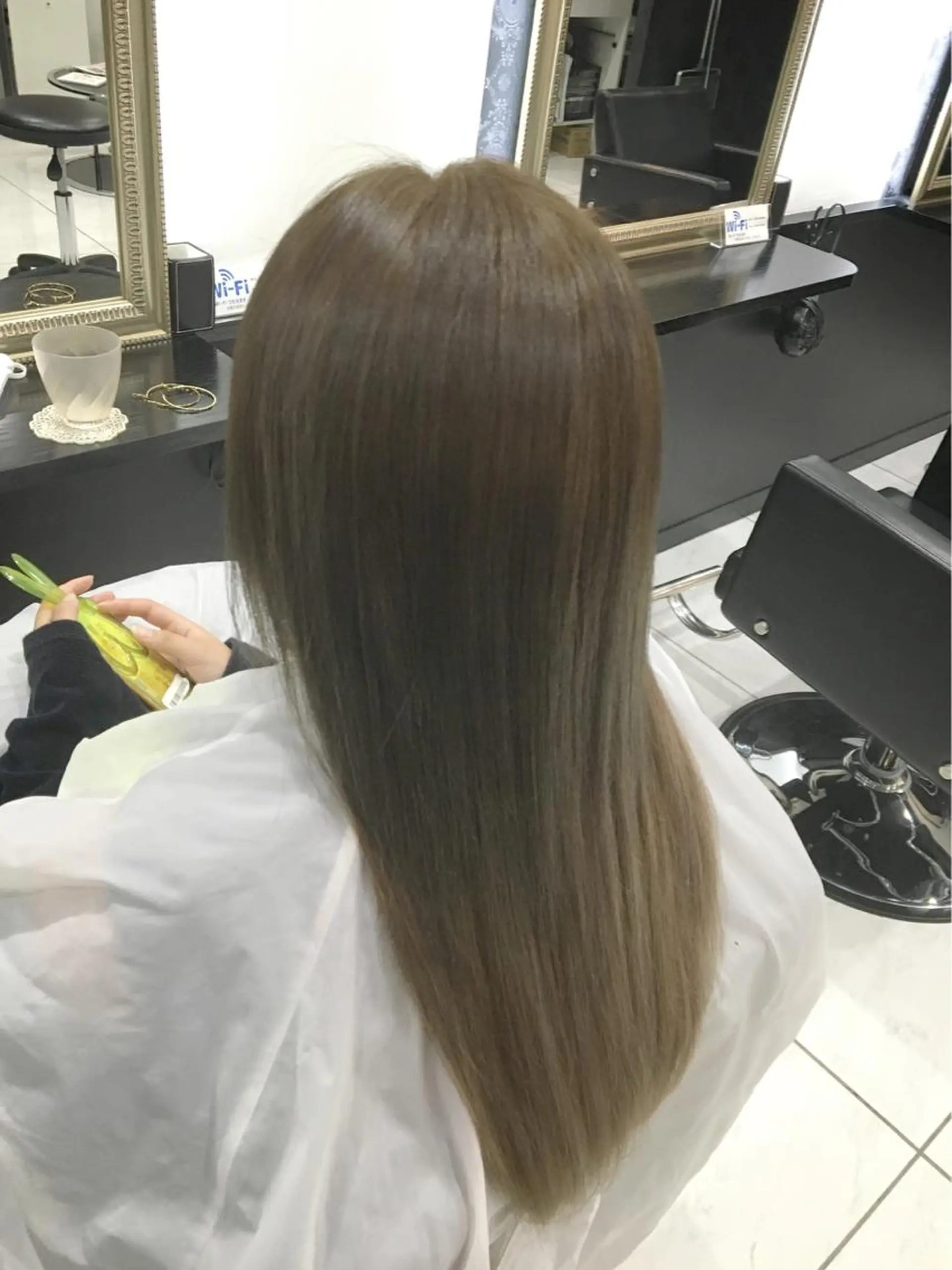 ロング カラー プルエクステ グラデーションカラー エクステ 🦖店長🦖pino #しのだスペシャルのヘアスタイル