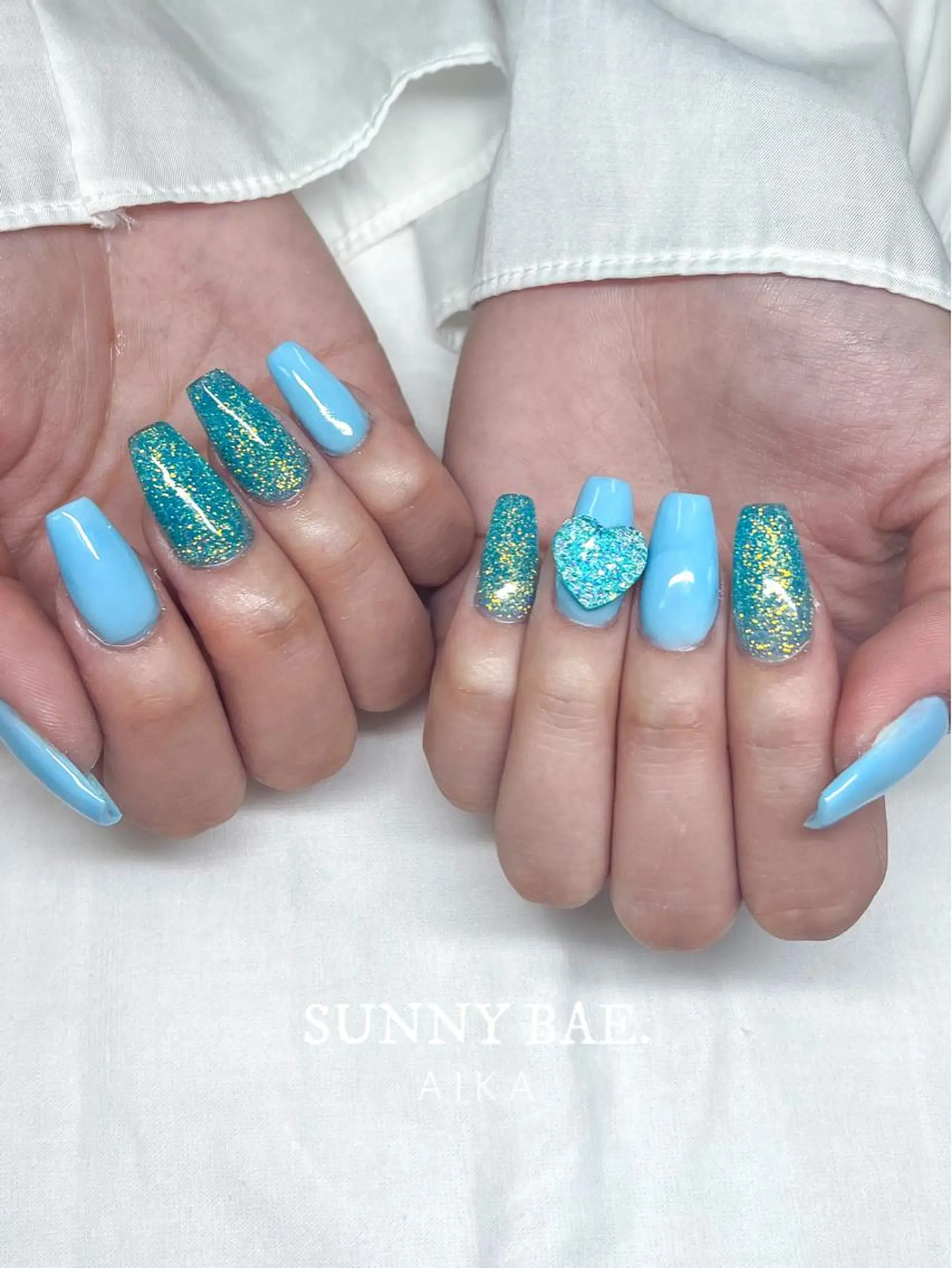 ロング ネイル ロング アートネイル キラキラネイル ロングネイル スカルプネイル Made By AIKAのネイルデザイン