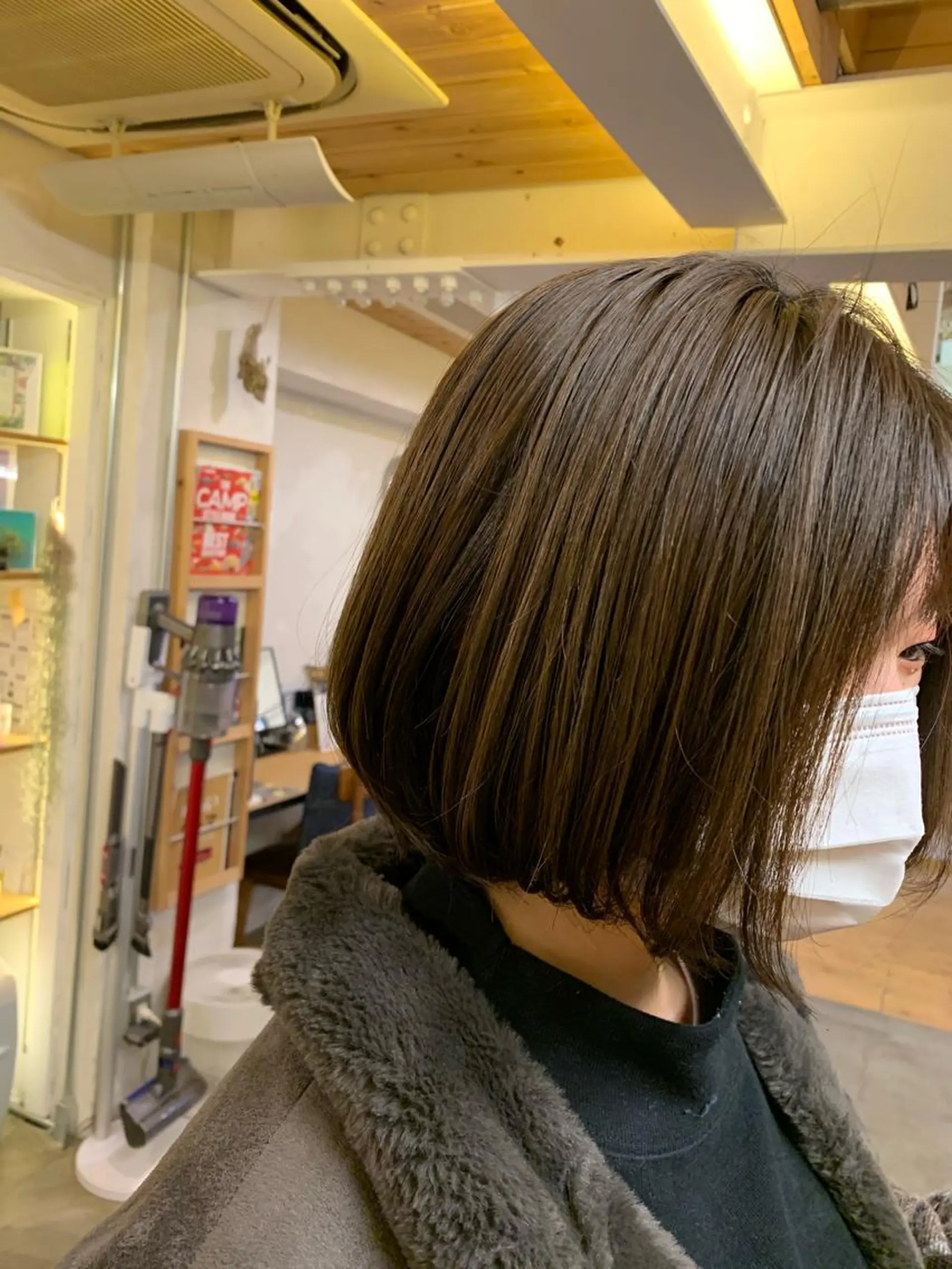 ミディアム カラー アッシュ ブリーチ ハイライトカラー ハイライト Lagom なかだのヘアスタイル