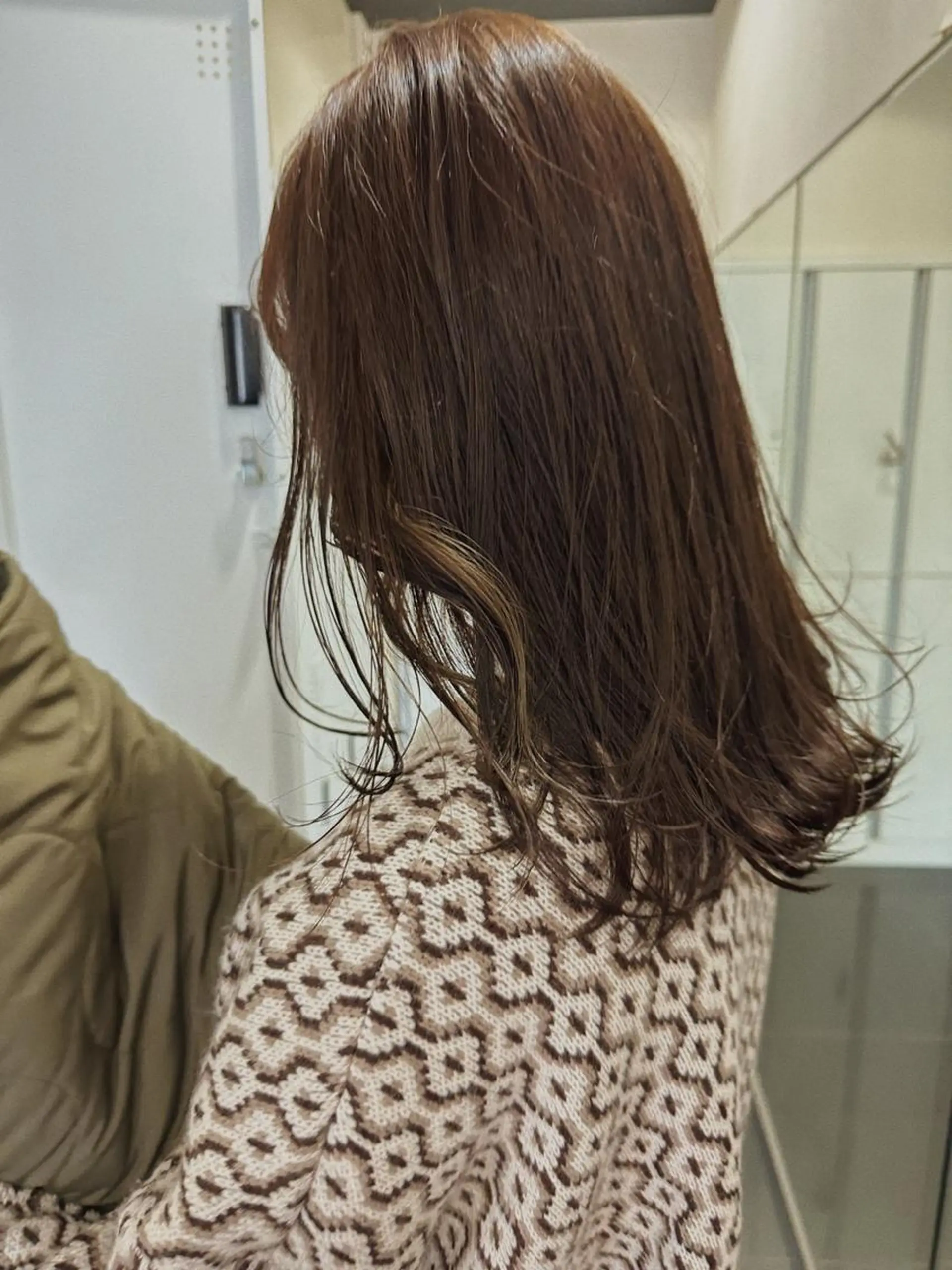 セミロング カラー ブリーチカラー/ベー ジュ/Hono🦖のヘアスタイル