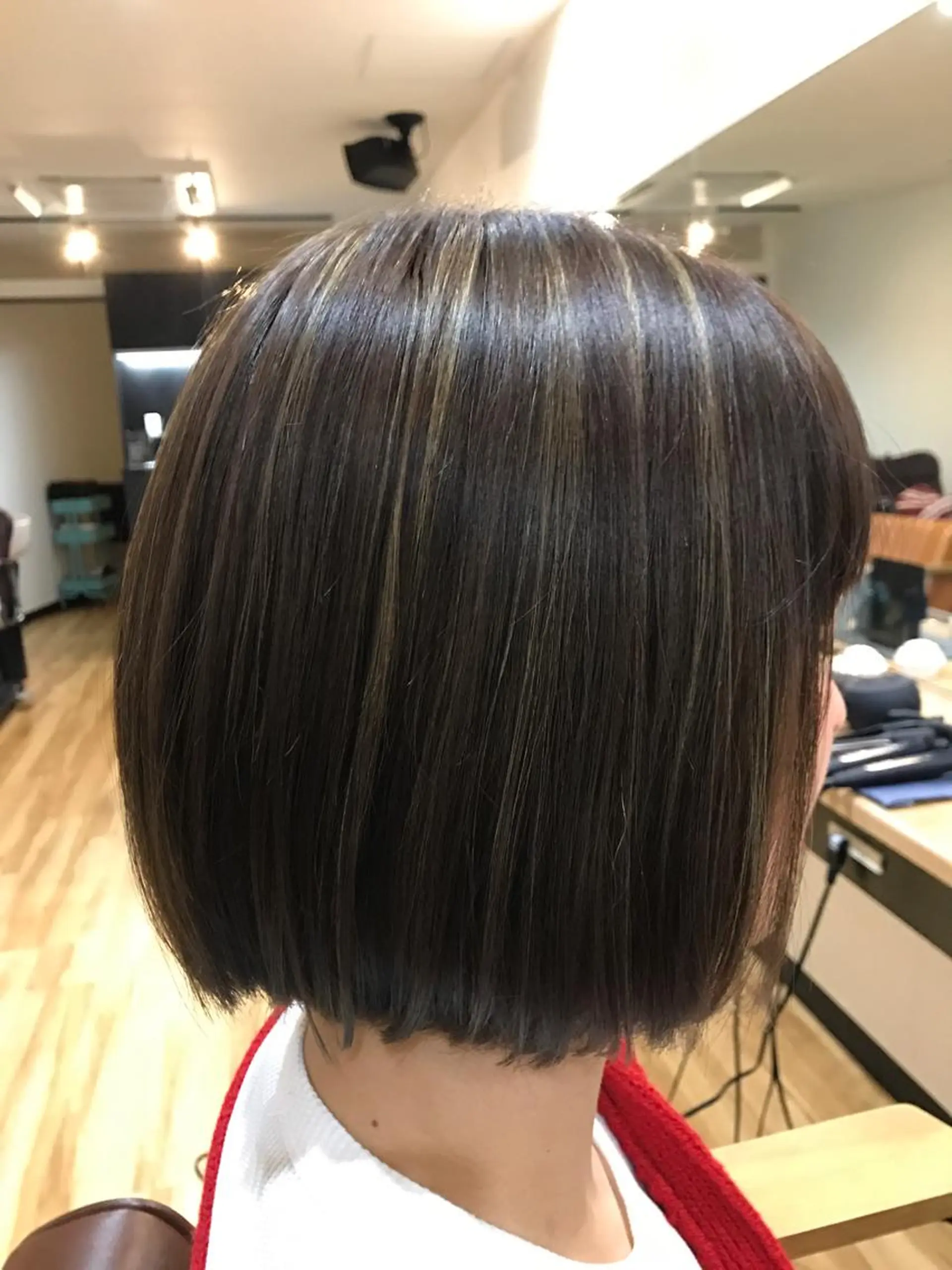 ショート カラー 恵口 航造のヘアスタイル