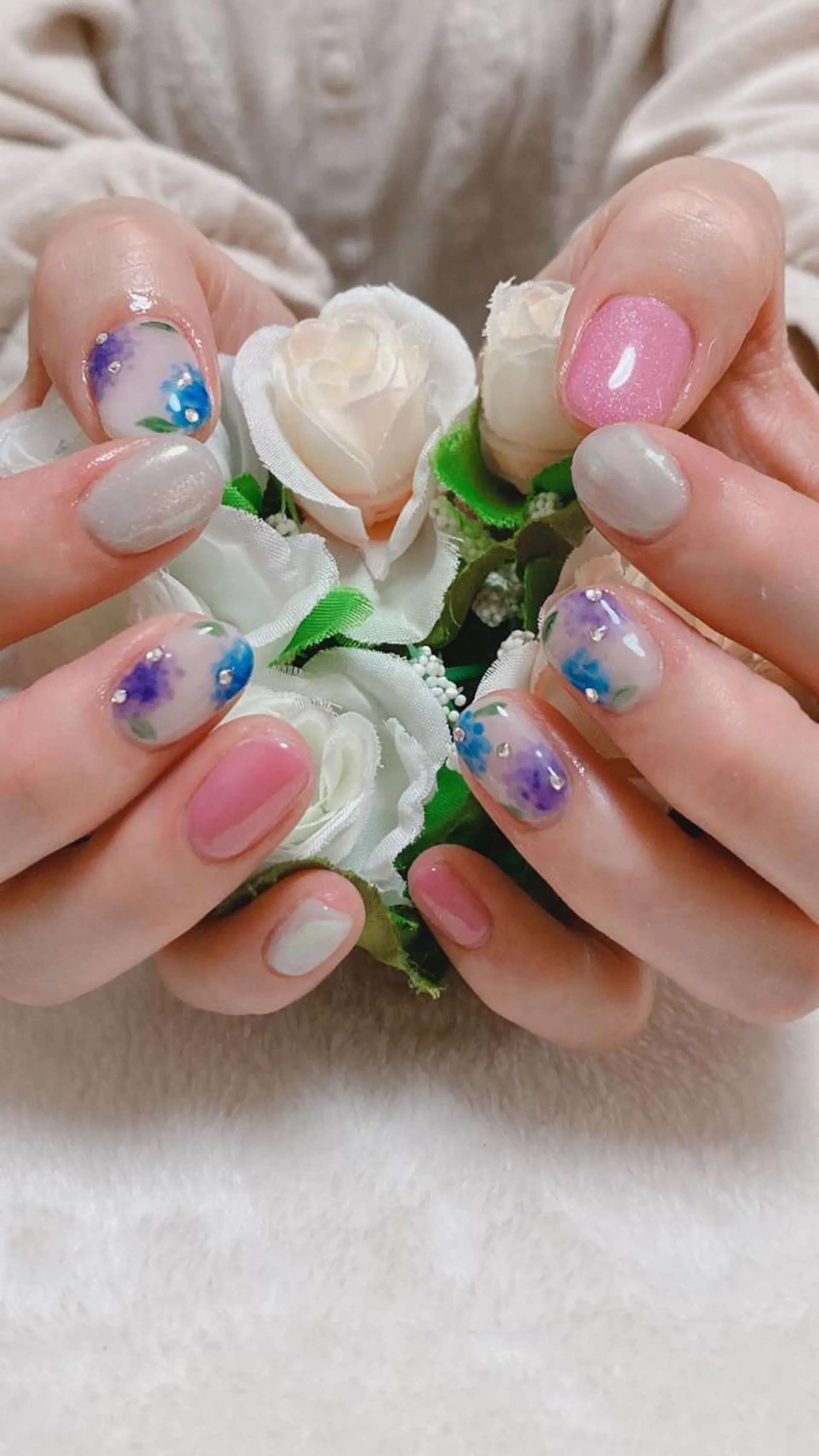 ネイル ジェルネイル ハンドネイル 大和田 美貴のネイルデザイン