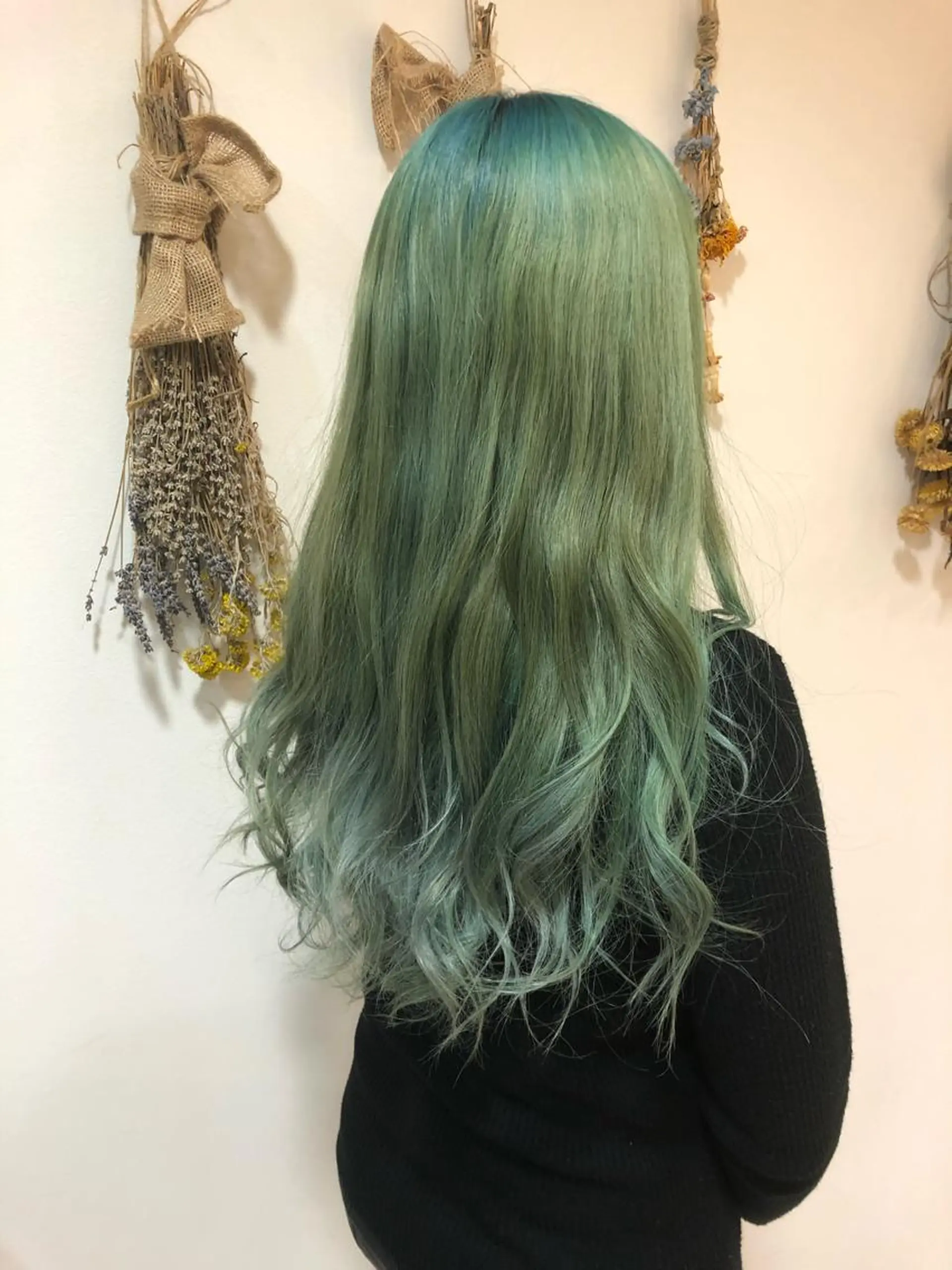 ロング カラー ブリーチ 透明感カラー ダブルカラー ハイトーンカラー ミント ヘアカラー 門田 恭弥のヘアスタイル