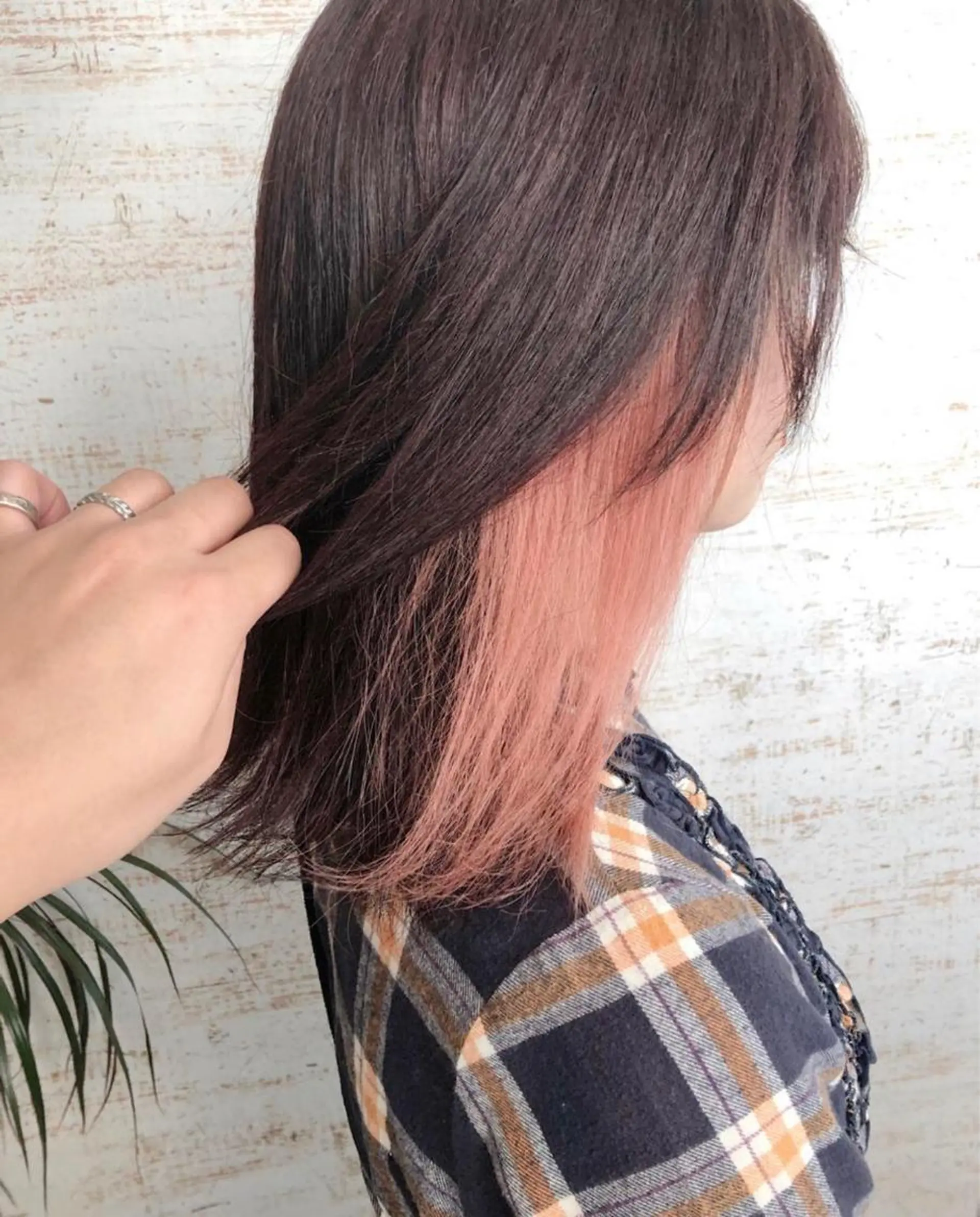 セミロング カラー インナーカラー ピンクカラー ケアブリーチ /髪質 改善/古橋圭史郎のヘアスタイル