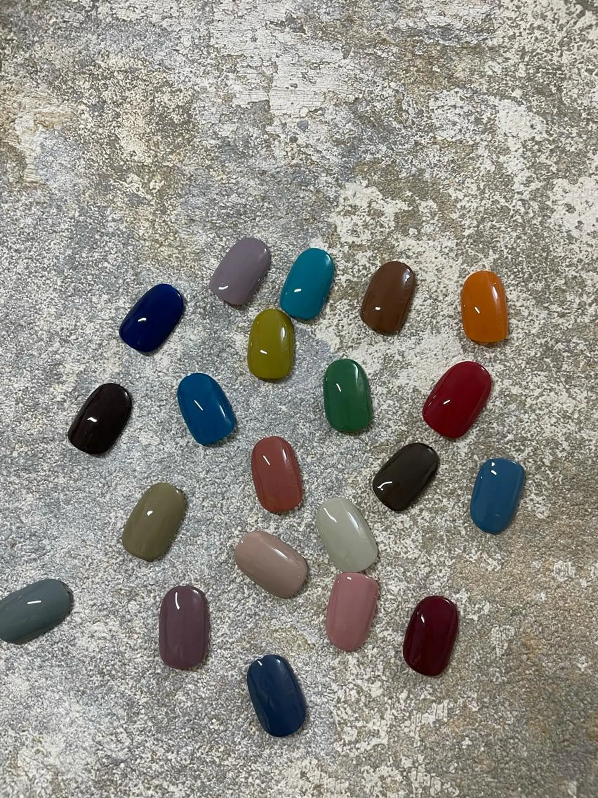 ネイル en　nail 池袋店所属・個性派🌺推しネイル 💅💞hota🐇のネイルデザイン