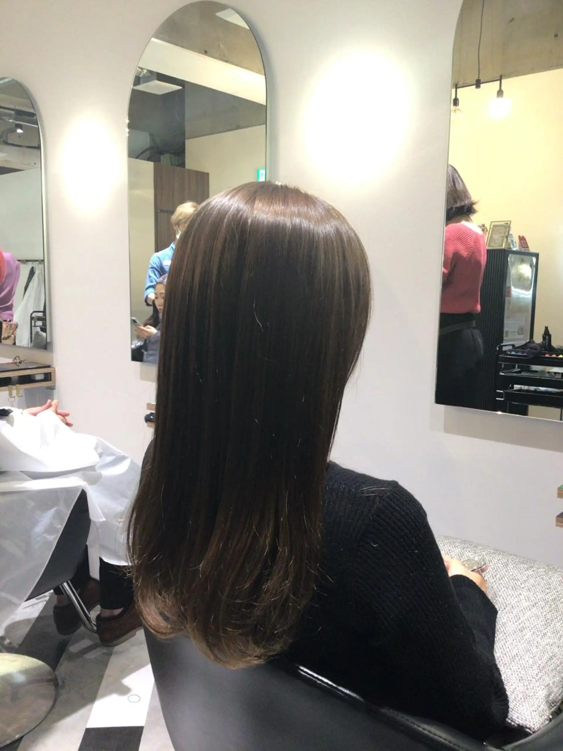 セミロング ✨あなたのお悩み解消 美容師✨TOMOKAのヘアスタイル