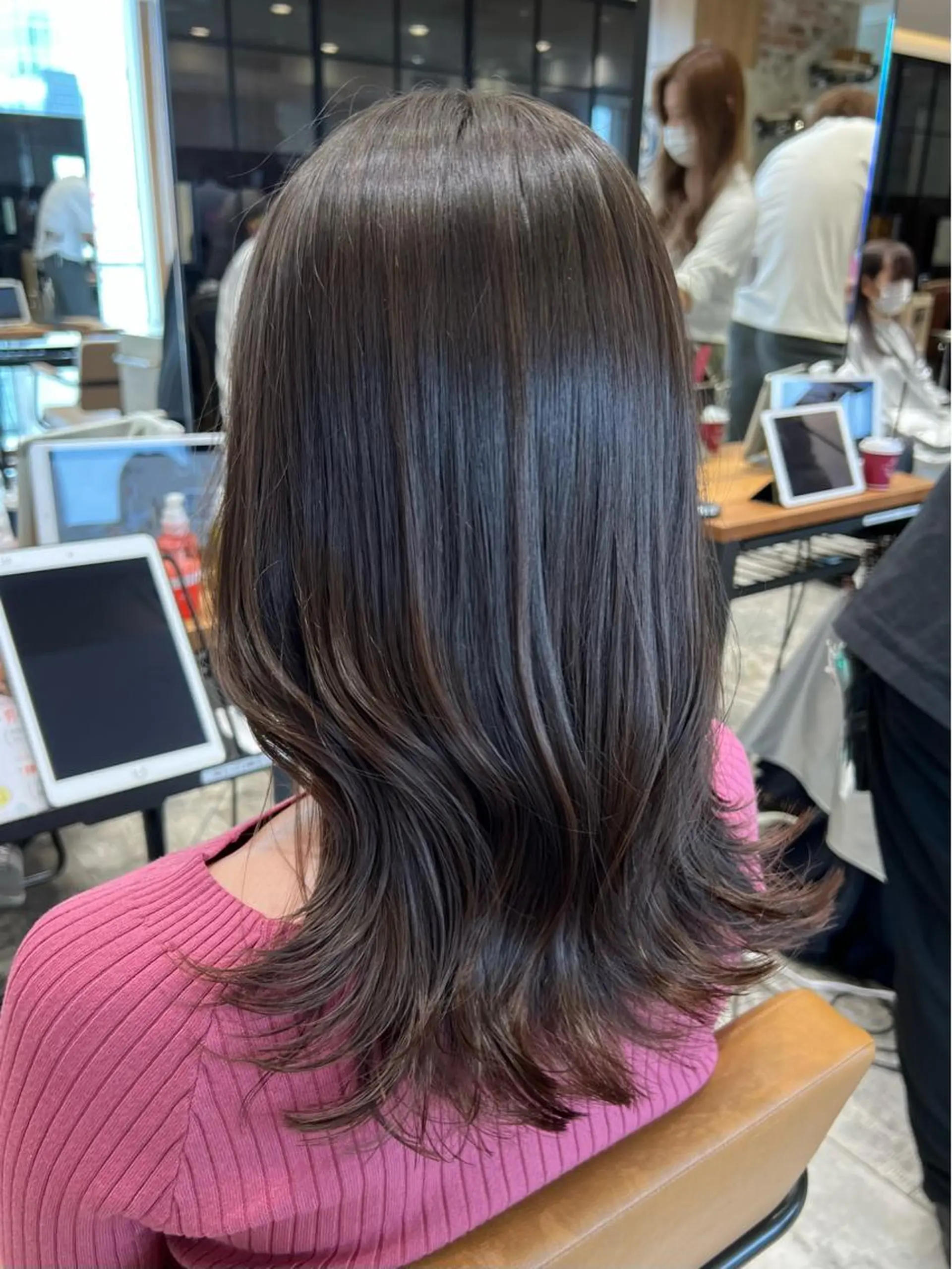 セミロング くびれヘア 髪質改善 縮毛矯正 🧡くびれヘア/前髪 顔周り🧡久原結衣のヘアスタイル