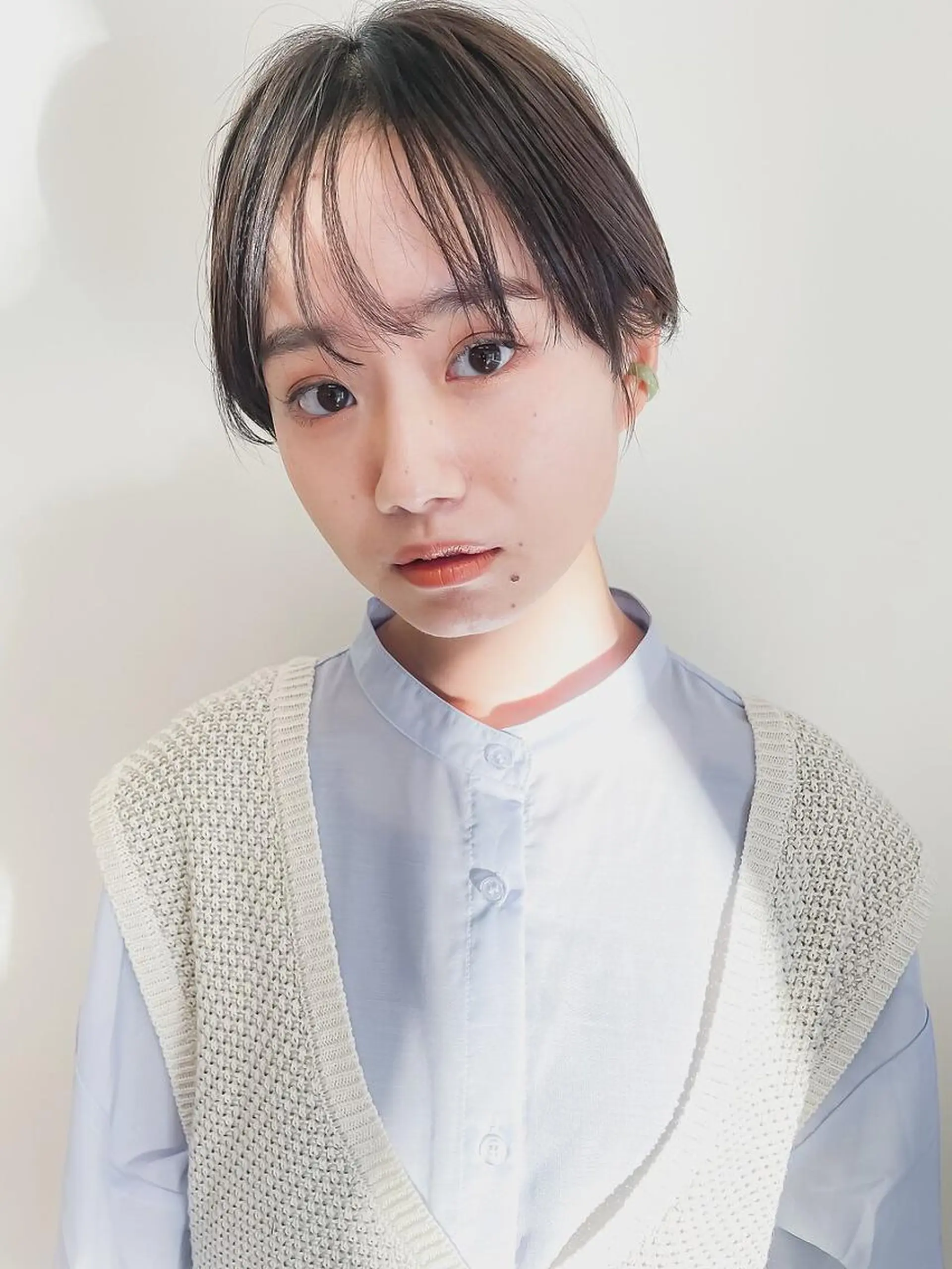 ショート カラー ブリーチ イヤリングカラー ハイライトカラー イルミナカラー インナーカラー BASSA 下井草店のヘアスタイル