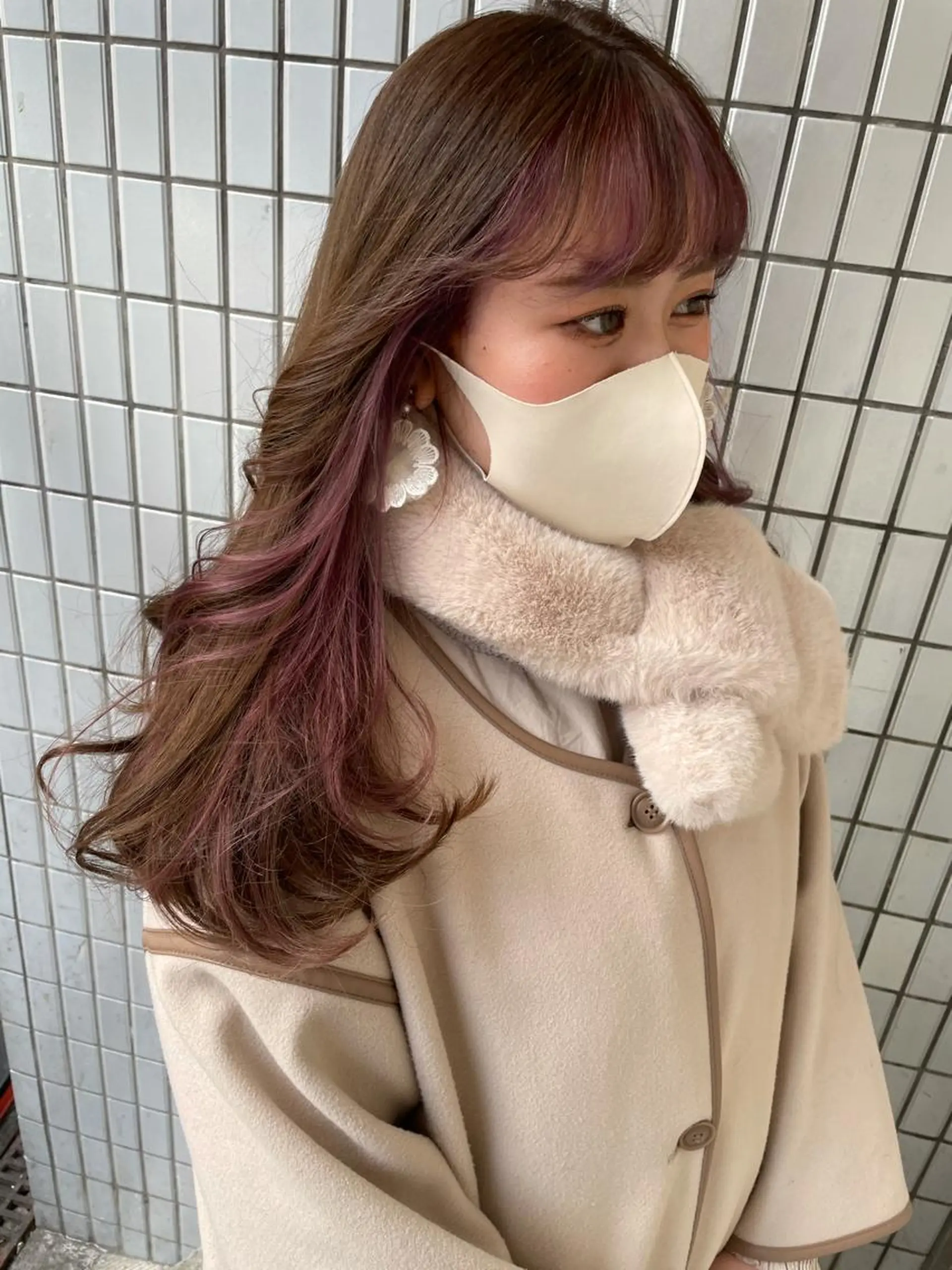 セミロング ヘアカラー 大泉 美久のヘアスタイル