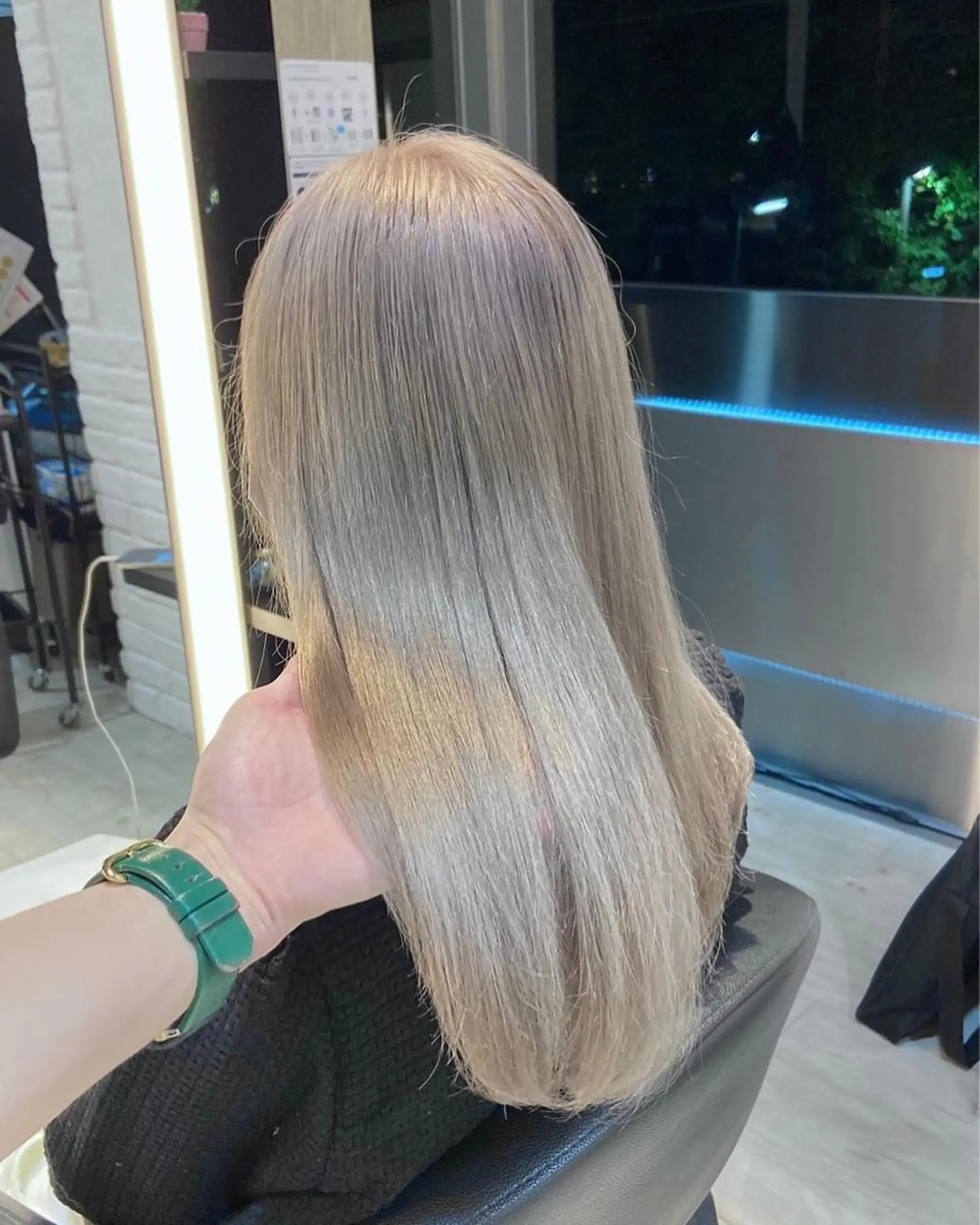 ロング カラー グレージュ カット ヘアカラー トリートメント 鈴木/ニュアンス パーマ/メンズのヘアスタイル