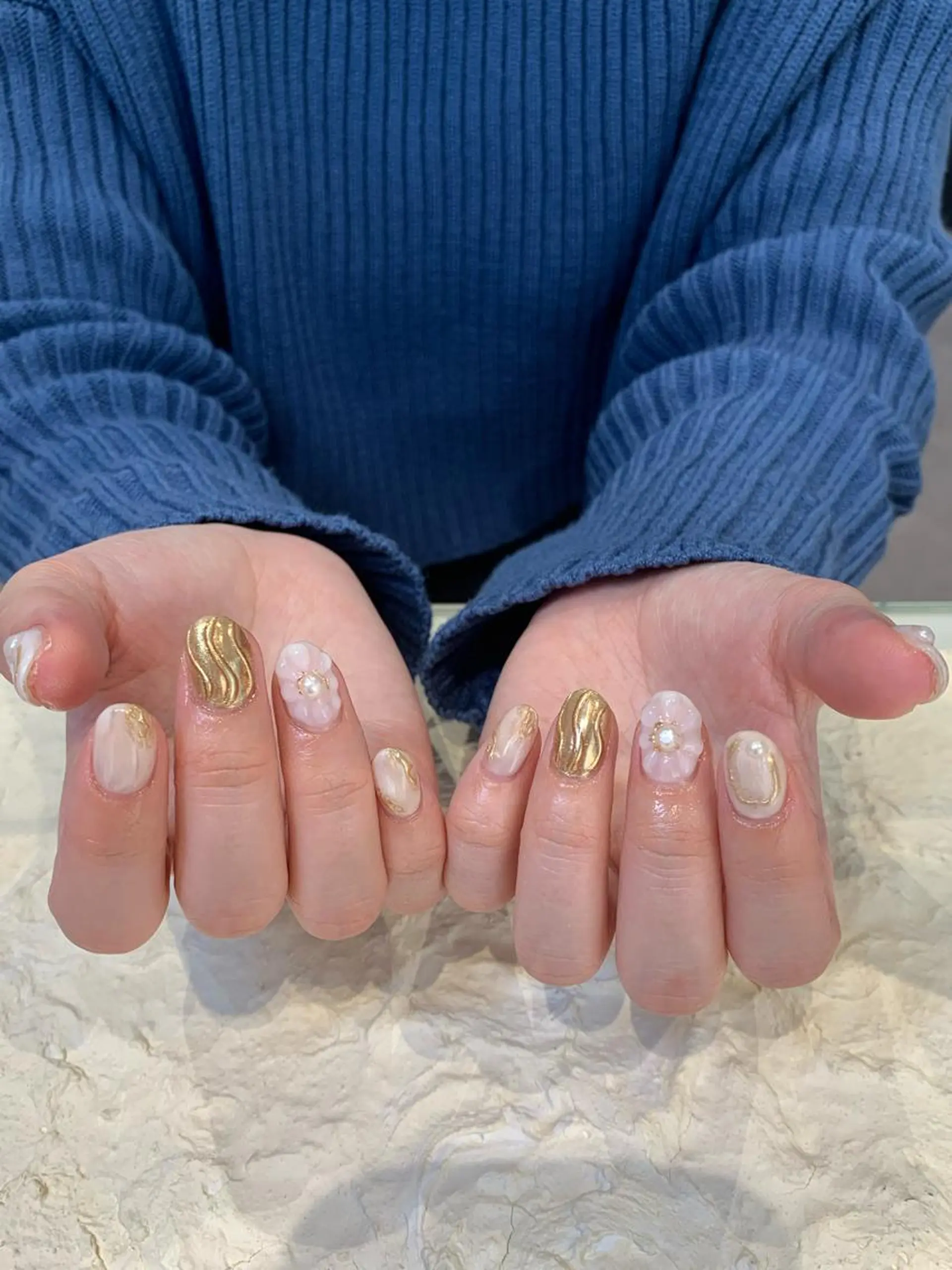 ネイル ぷっくりネイル マキノ ユイのネイルデザイン