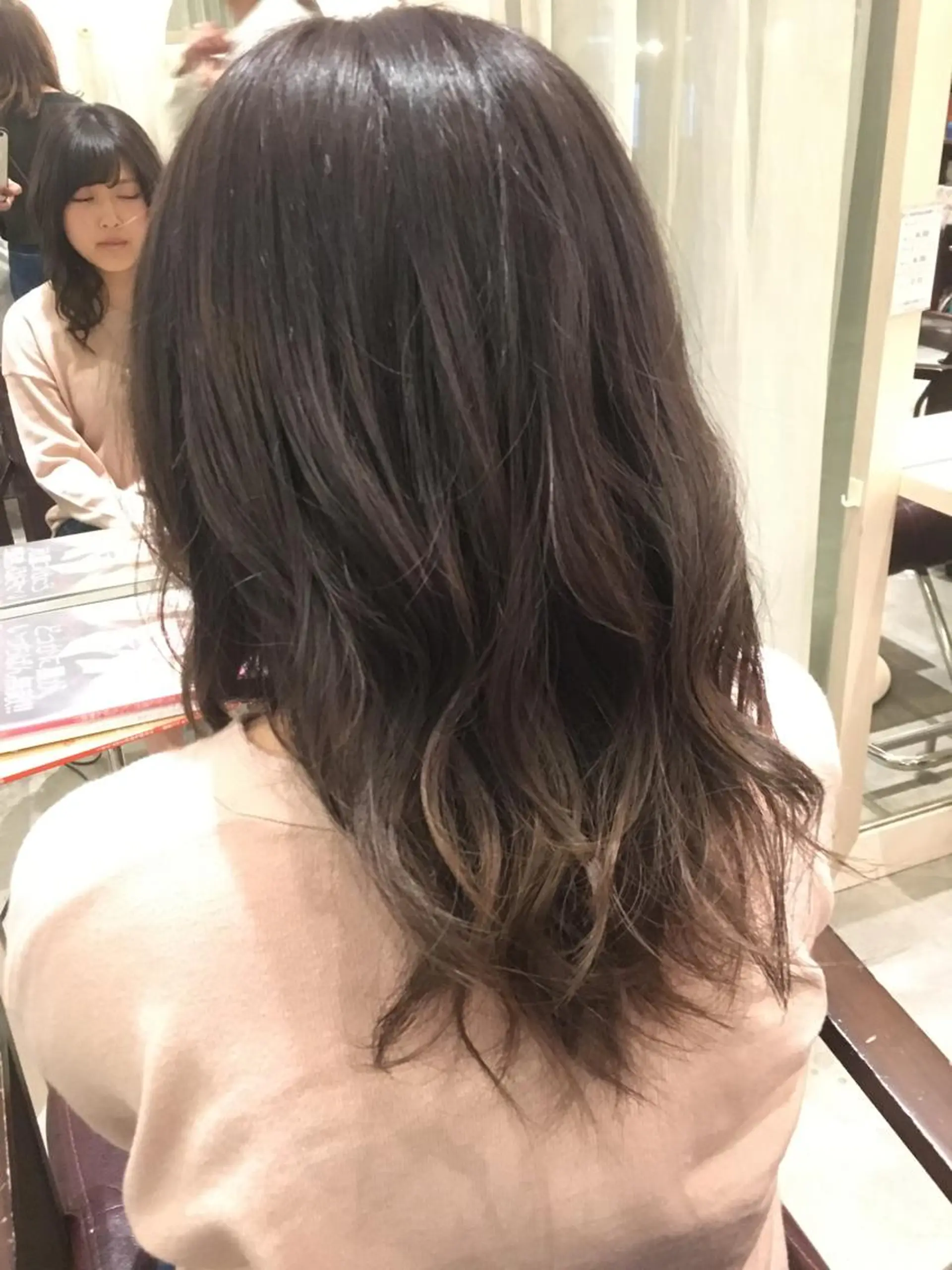 セミロング アッシュ お気に入り数2.3万 🏆SHO🏆のヘアスタイル