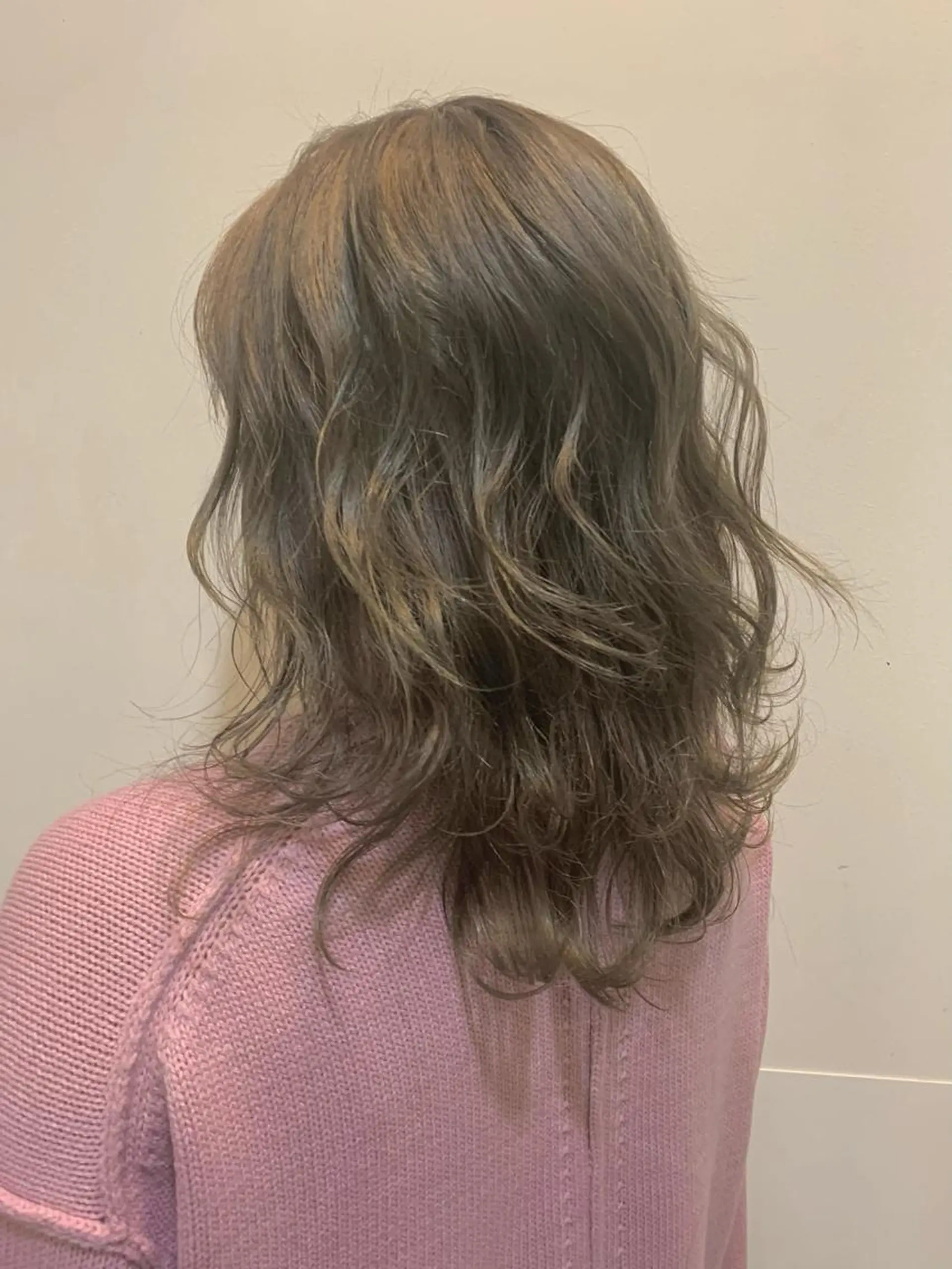 カラー ✄折橋 彩花🐶🍑のヘアスタイル