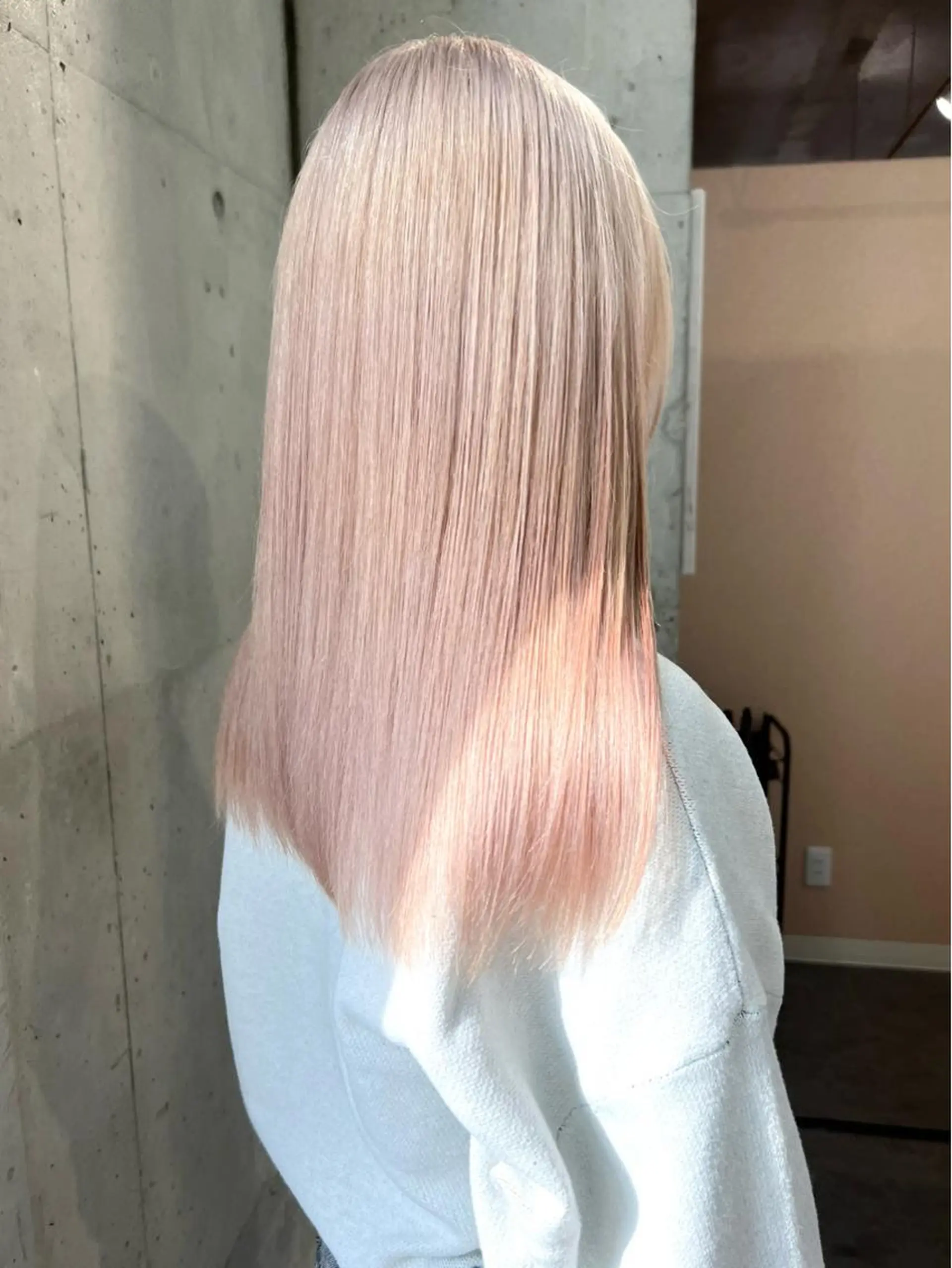 ロング カラー バレイヤージュ ブリーチ ケアブリーチ ハイライトカラー インナーカラー ヘアカラー lani ブリーチ /ダブルカラーのヘアスタイル