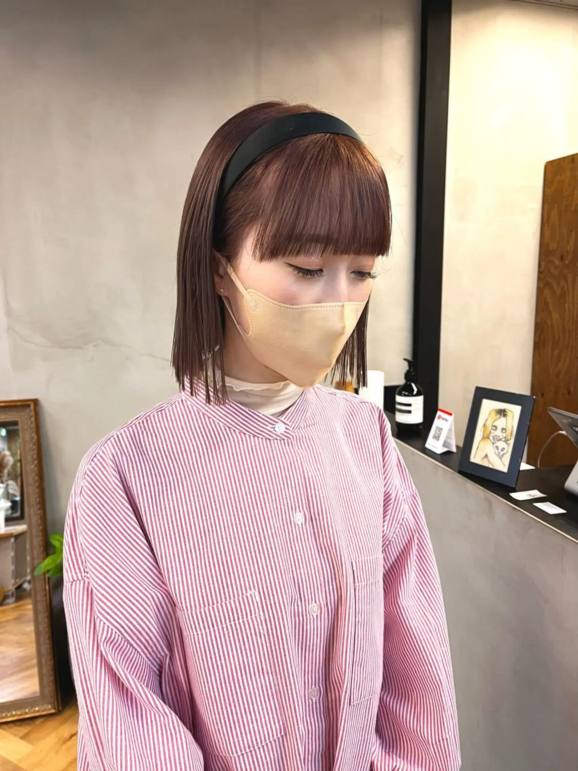 ショート カラー ブリーチ ena/ブリーチなし 透明感・レイヤー🎀のヘアスタイル