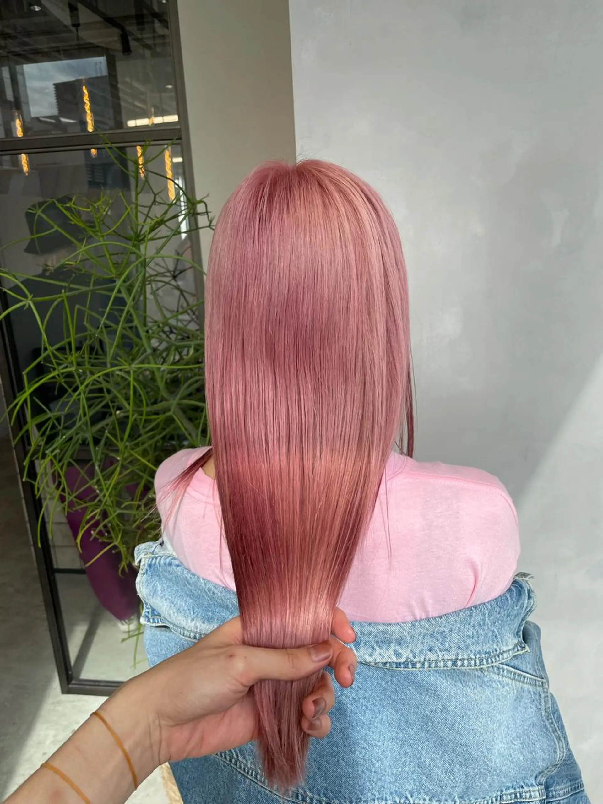 ロング カラー ピンクカラー ホワイトピンク ヘアカラー トリートメント 🔷ダブルカラーハイ トーン🔷櫻井走のヘアスタイル