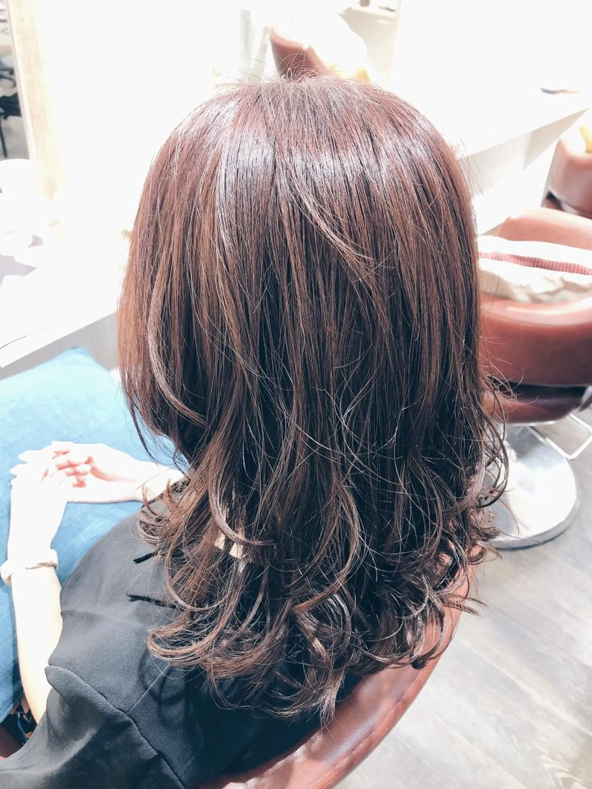セミロング カラー 浦山 和之のヘアスタイル