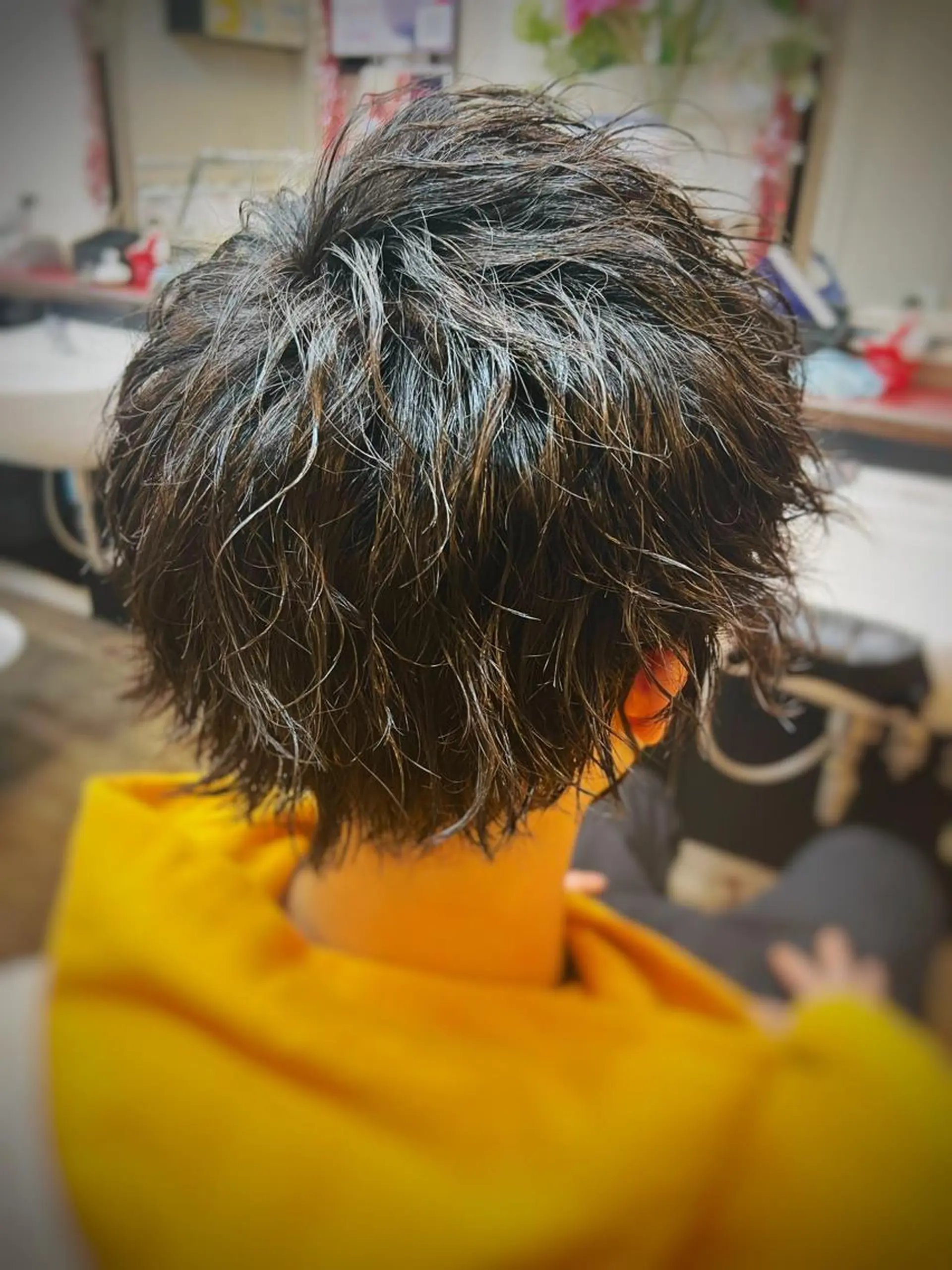 ミディアム パーマ メンズ 二本木 秀成のヘアスタイル