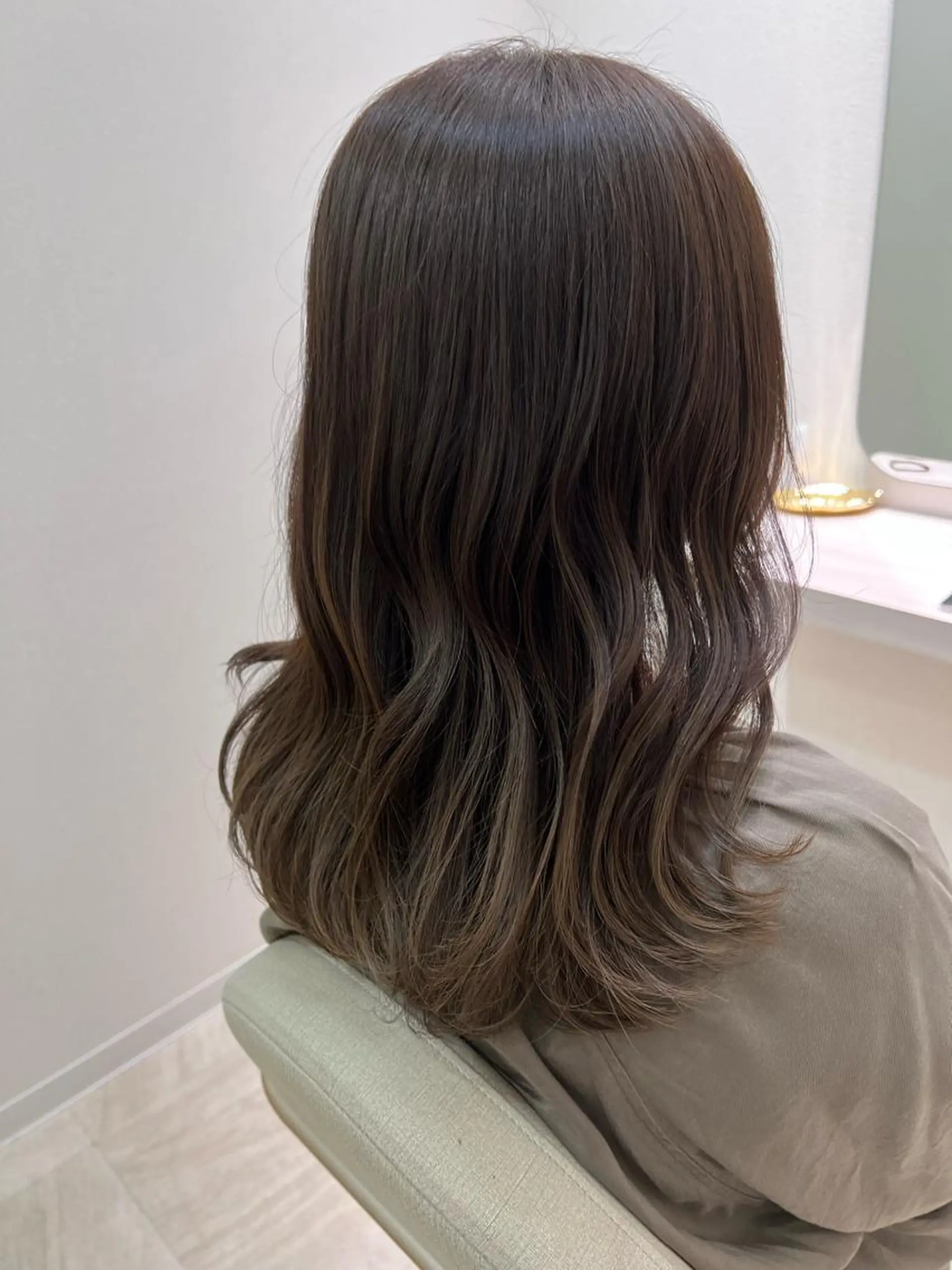 セミロング カラー カット ヘアカラー トリートメント 暗髪/艶髪/Ono .のヘアスタイル