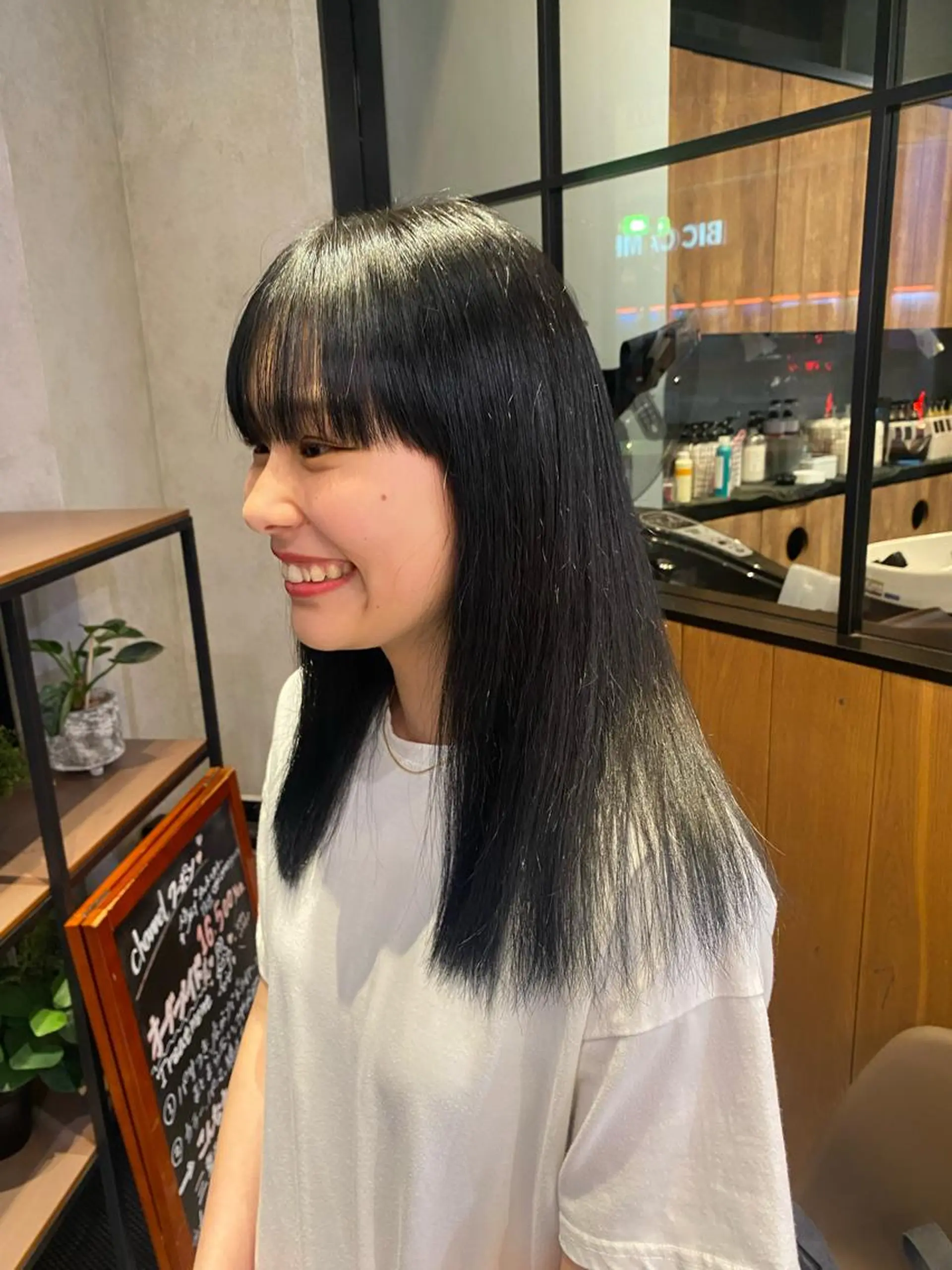 セミロング Natsuki/韓国 ボブ/レイヤーカットのヘアスタイル