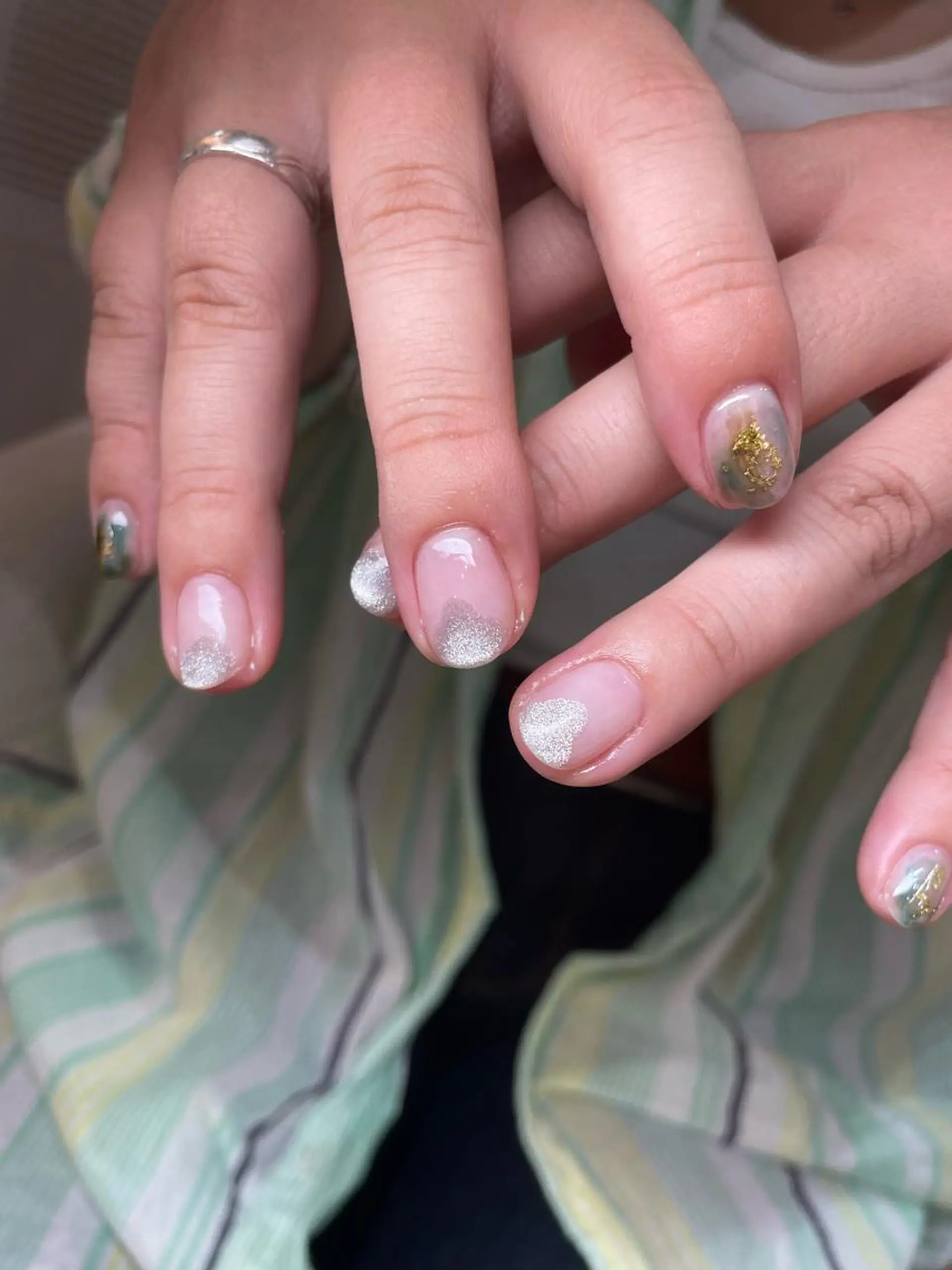 ネイル ハンドネイル フットネイル with hues所属・with hues AYAのネイルデザイン