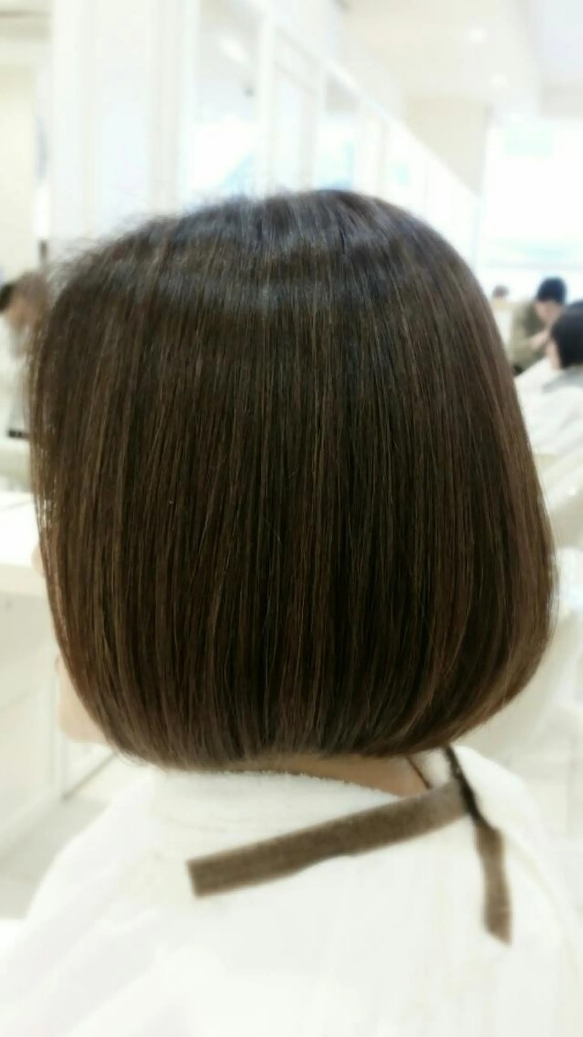 ミディアム カラー 須賀 一美のヘアスタイル