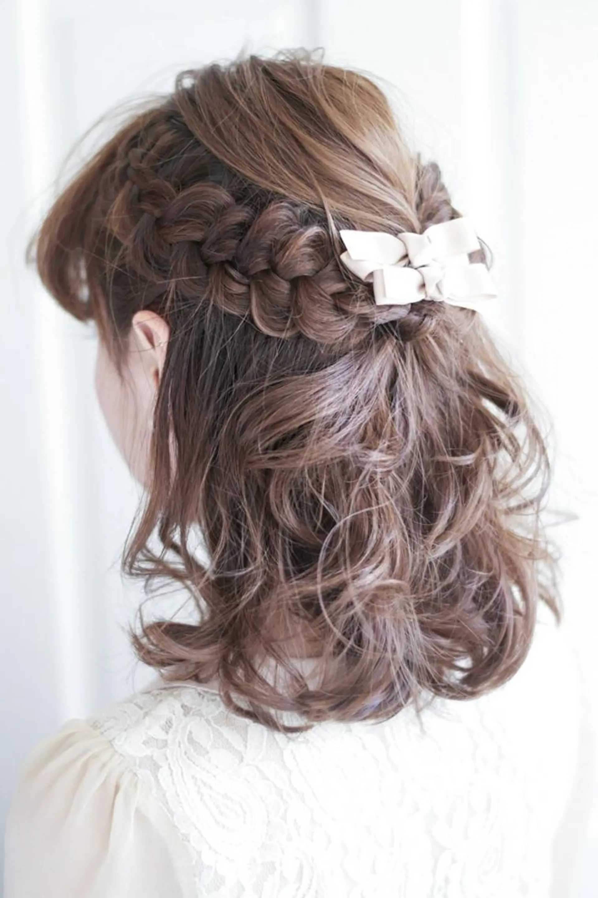 ヘアアレンジ ショート✨ボブ✨代表 新田見美仁のヘアスタイル