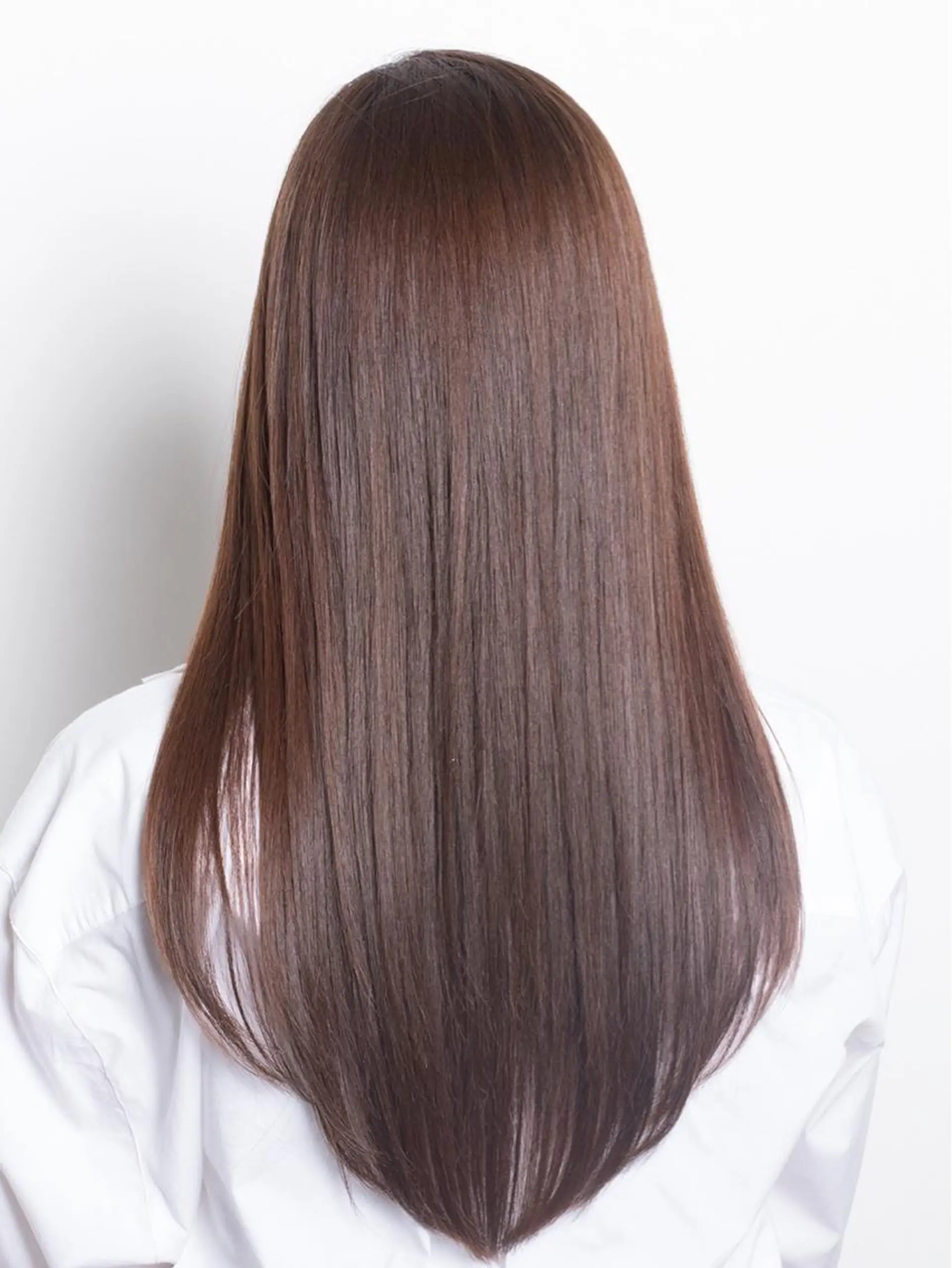 セミロング カット 縮毛矯正 吉田 桃夏のヘアスタイル