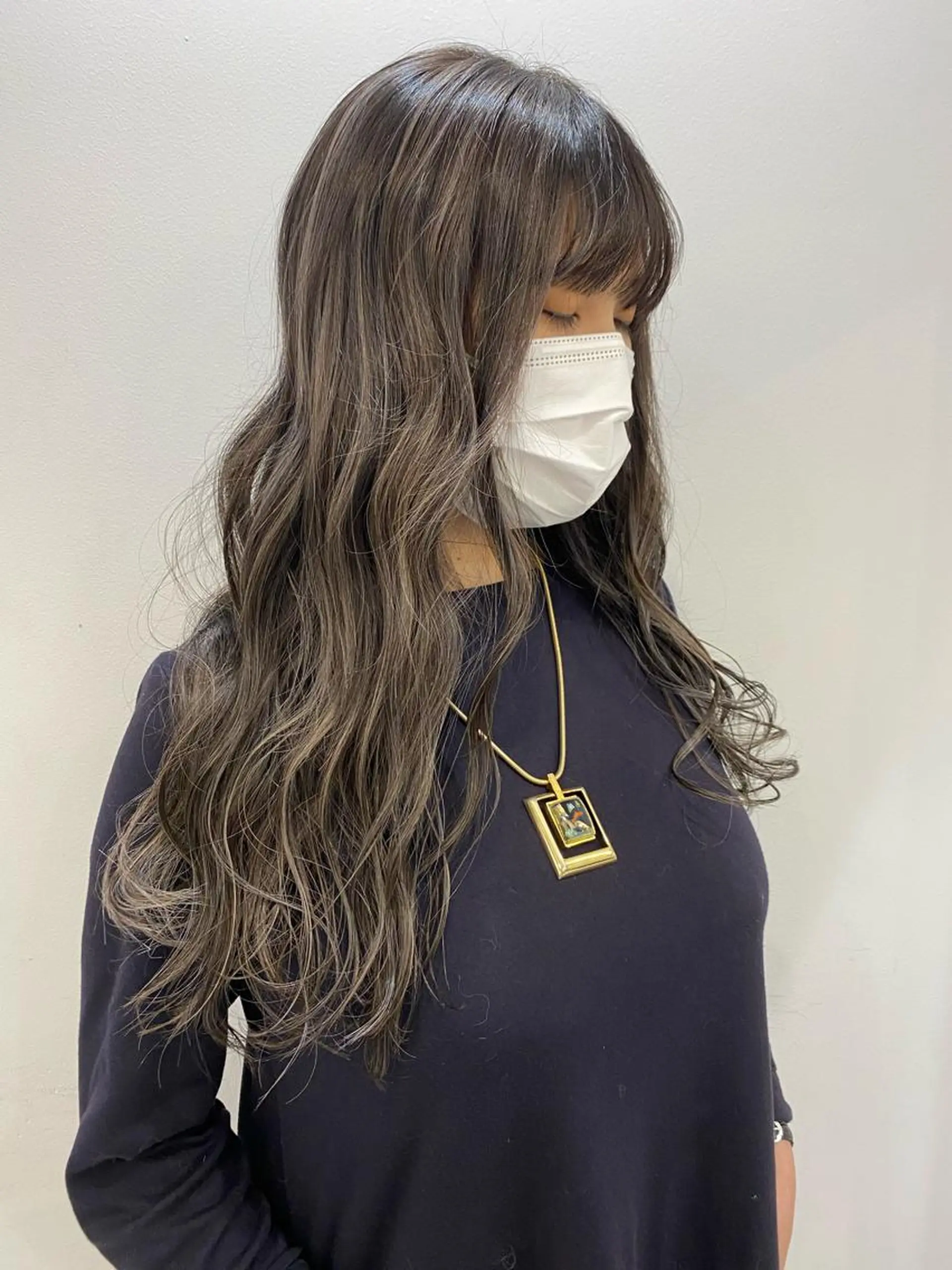 ロング カラー ハイライトカラー シルバー ハイライト opus 店長大和 レイヤー/赤み消しのヘアスタイル