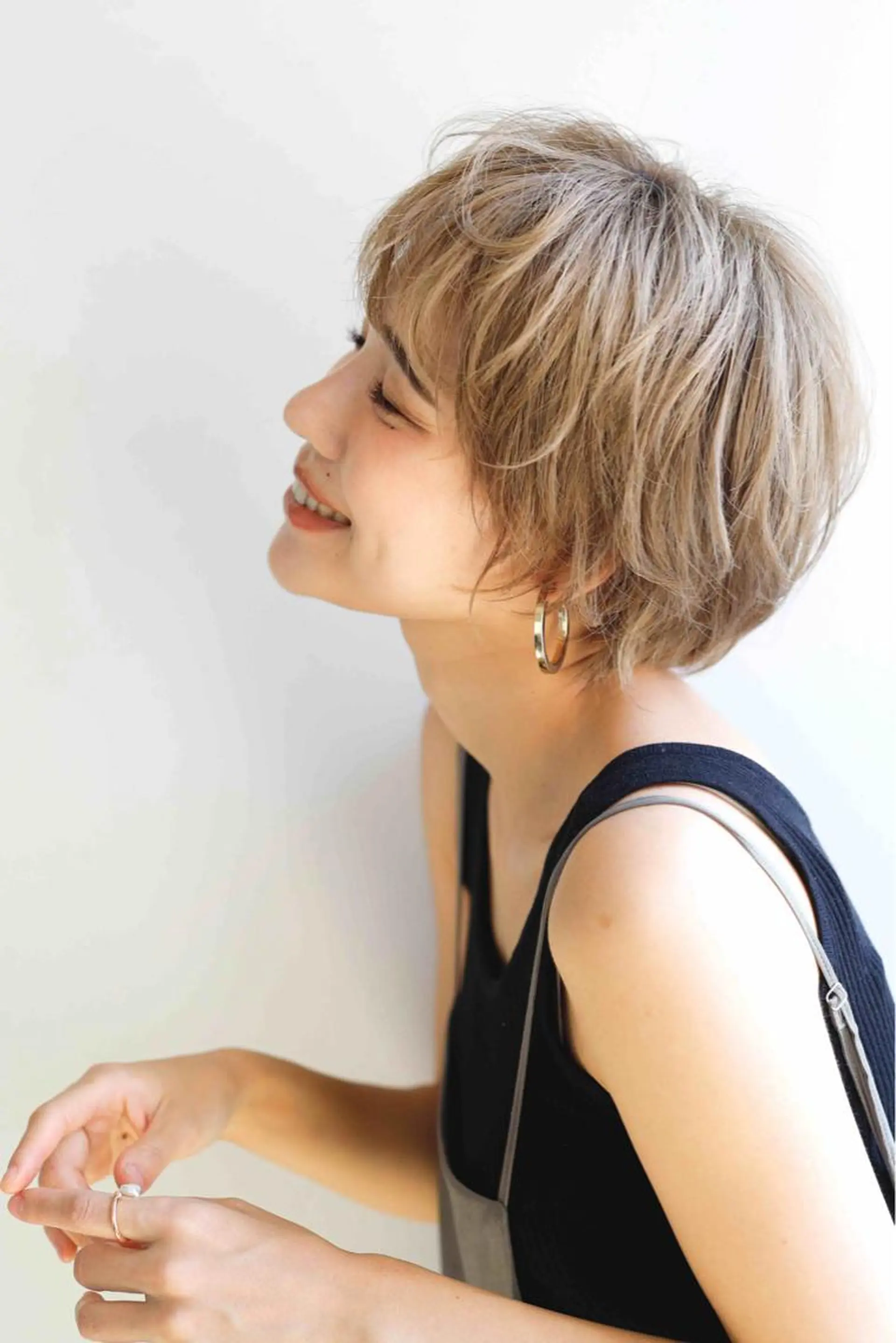 ショート カラー バレイヤージュ ブリーチ ケアブリーチ 透明感カラー ダブルカラー ヘアカラー hair＆life 9’sのヘアスタイル
