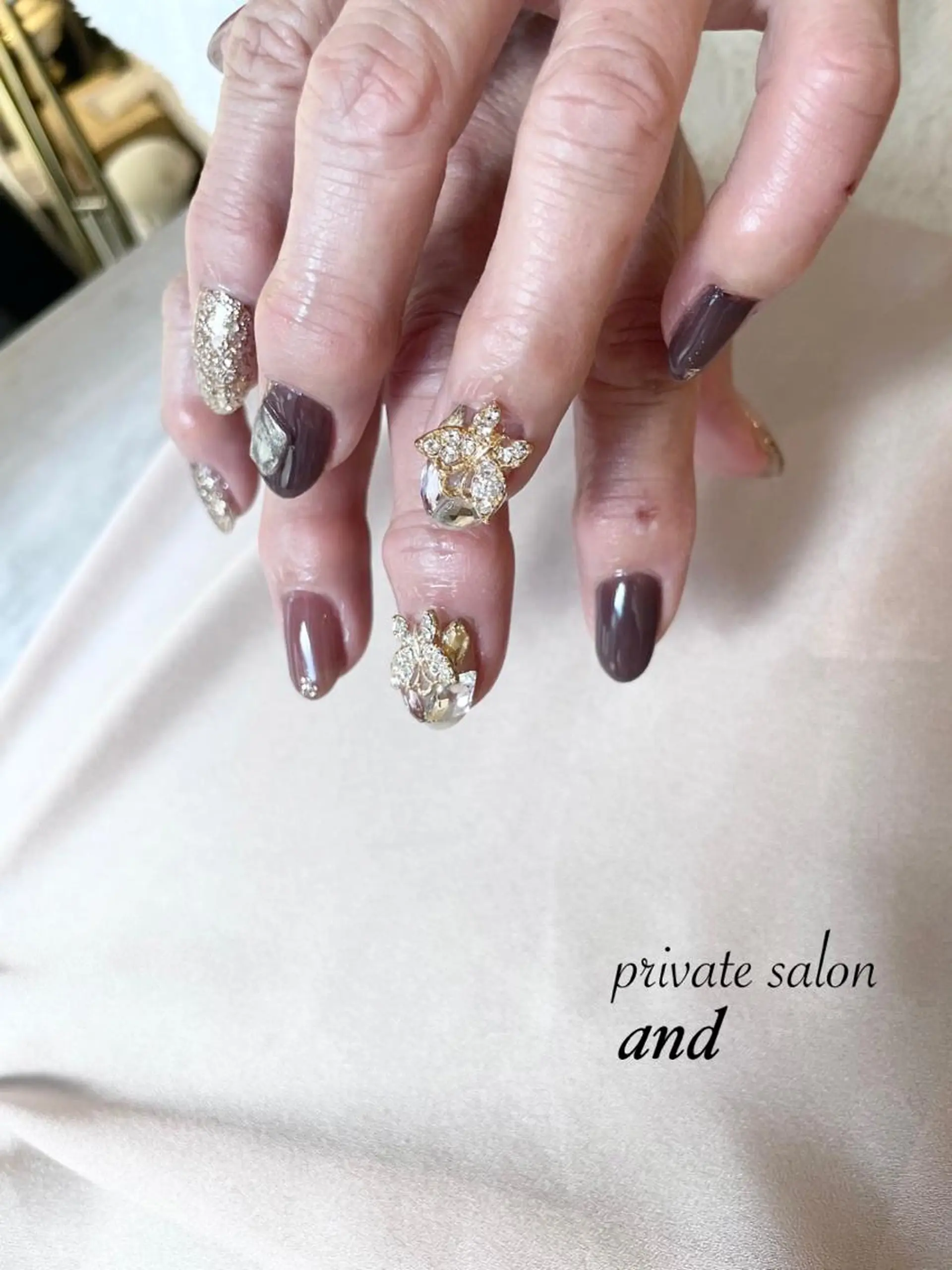 ネイル 土屋 智子のネイルデザイン