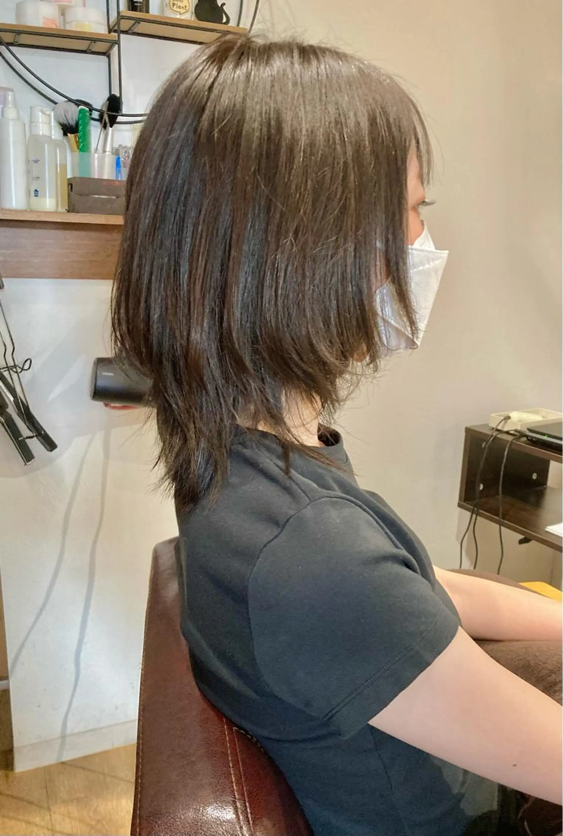 ミディアム 顔周りカット ウルフカット soin erinaのヘアスタイル