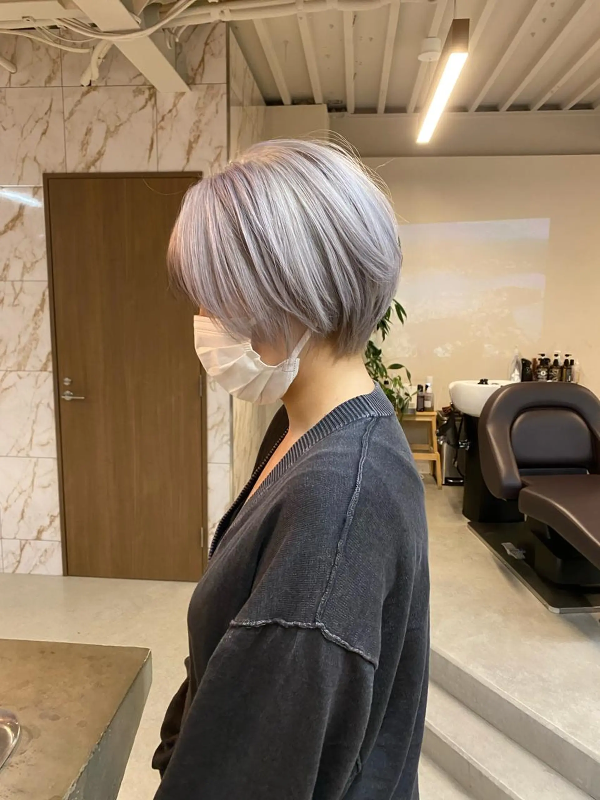 ショート カラー ハイトーン×似合わせ 🌱中川慎之介のヘアスタイル