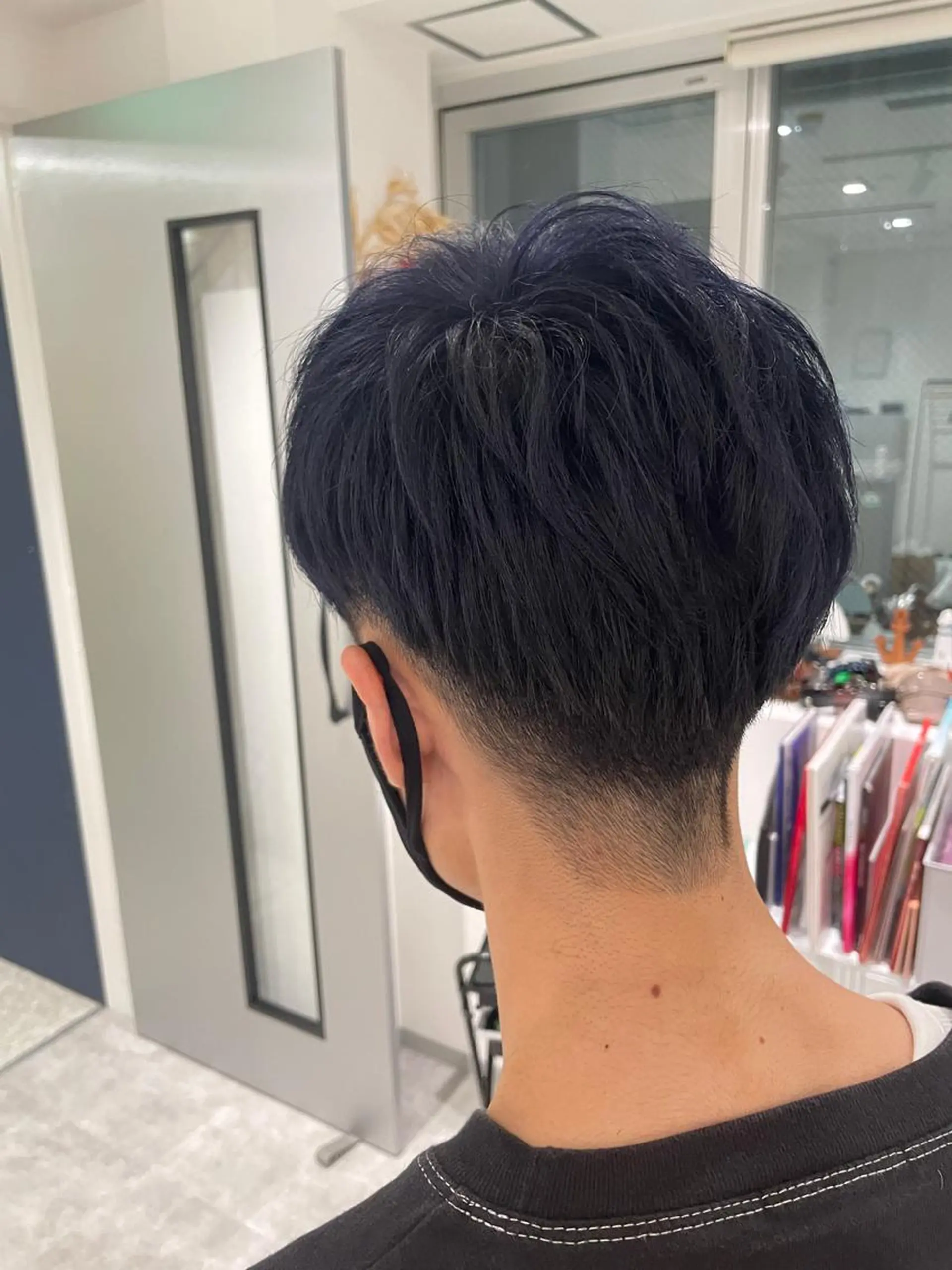ショート カラー 黒髪 ブルーカラー ブルーブラック 京都美容師 塩のヘアスタイル