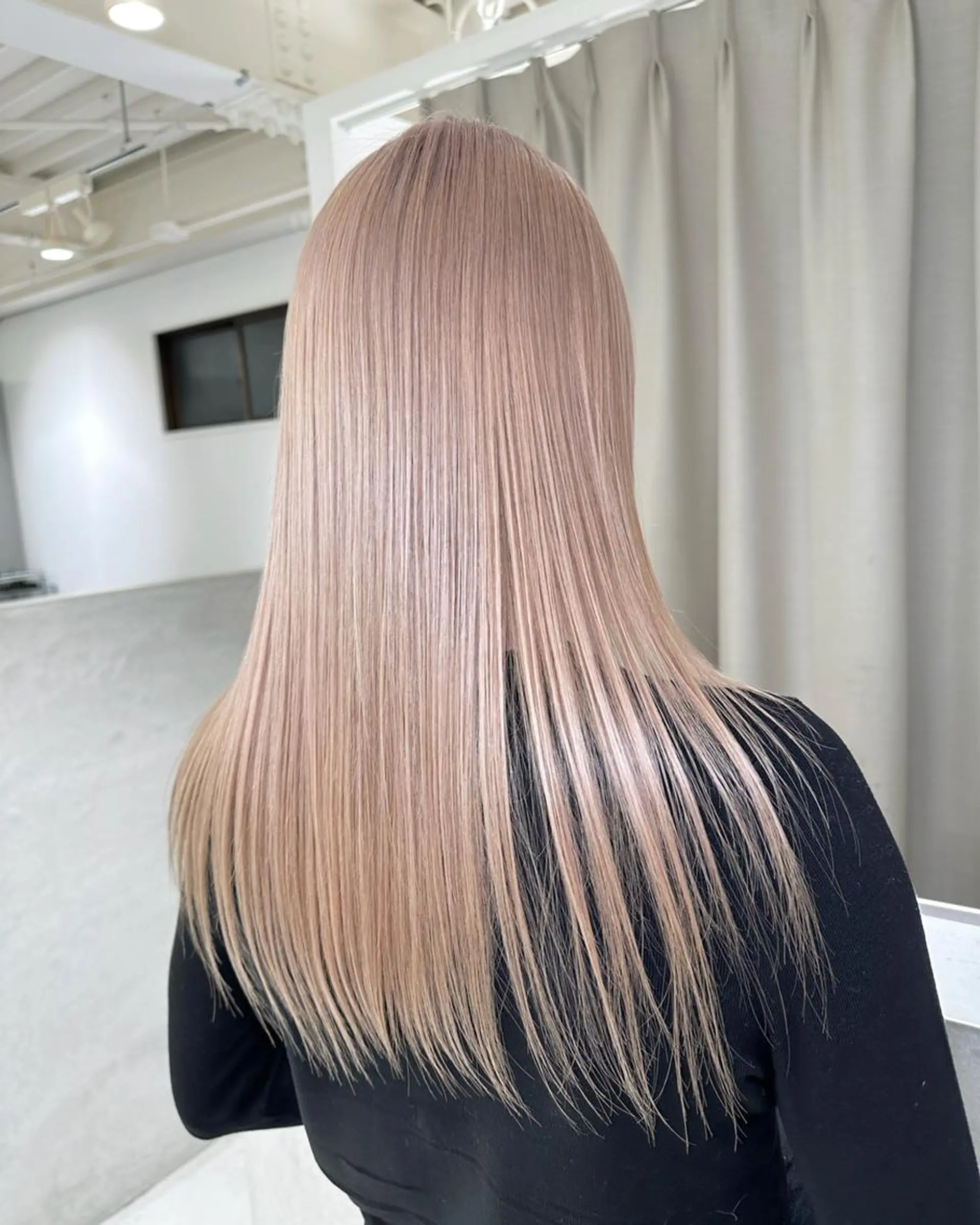 ロング カラー ブリーチ ケアブリーチ 髪質改善 ヘアカラー トリートメント ito. ブリーチ/髪質改善のヘアスタイル