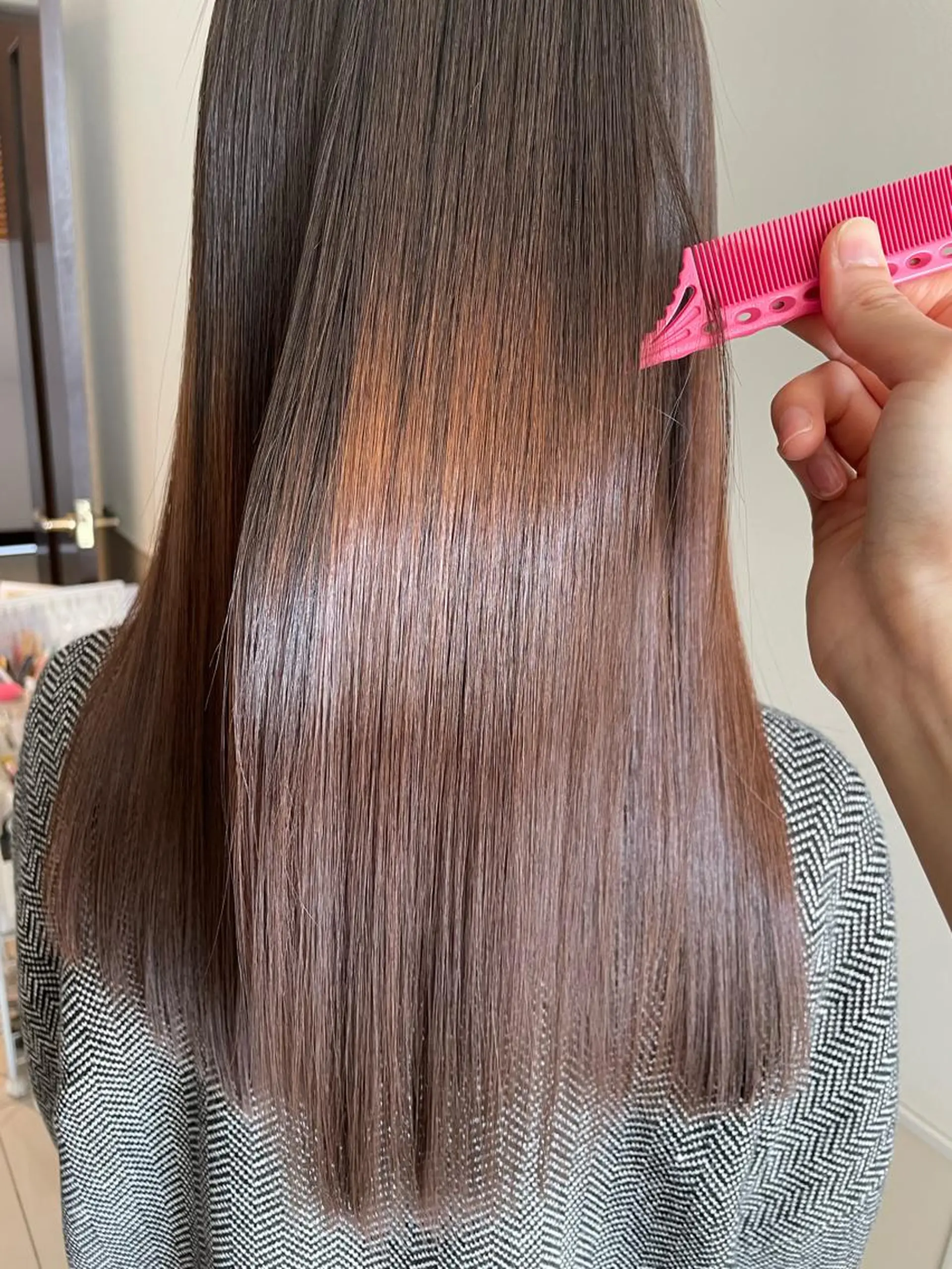 ロング 斉藤 葉月のヘアスタイル