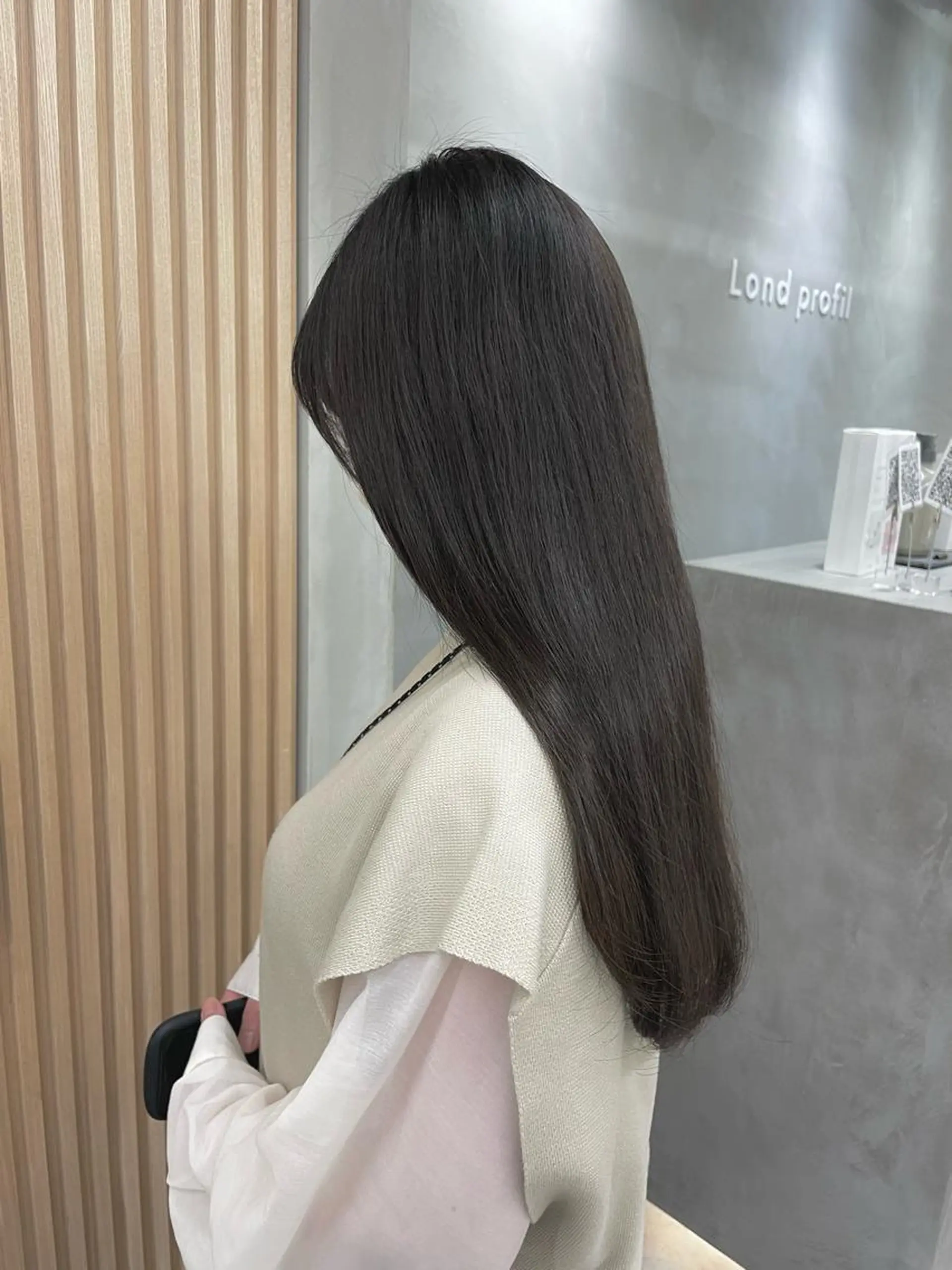 ロング くどうももか 浦和　ショート　ボブのヘアスタイル