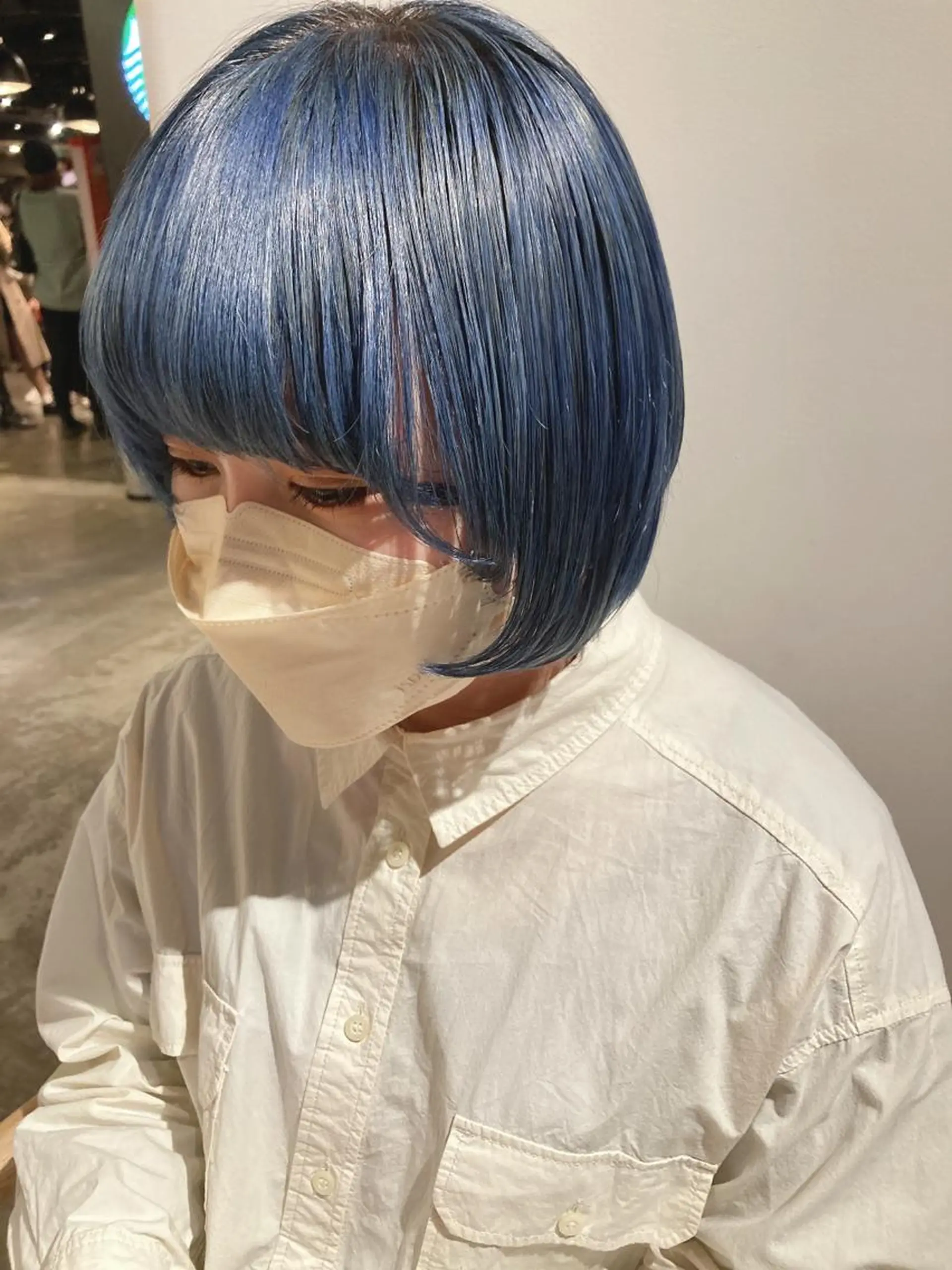 ショート カラー ブルーカラー カット ヘアカラー トリートメント スキバサミを使わない カット🌼唯🌼のヘアスタイル