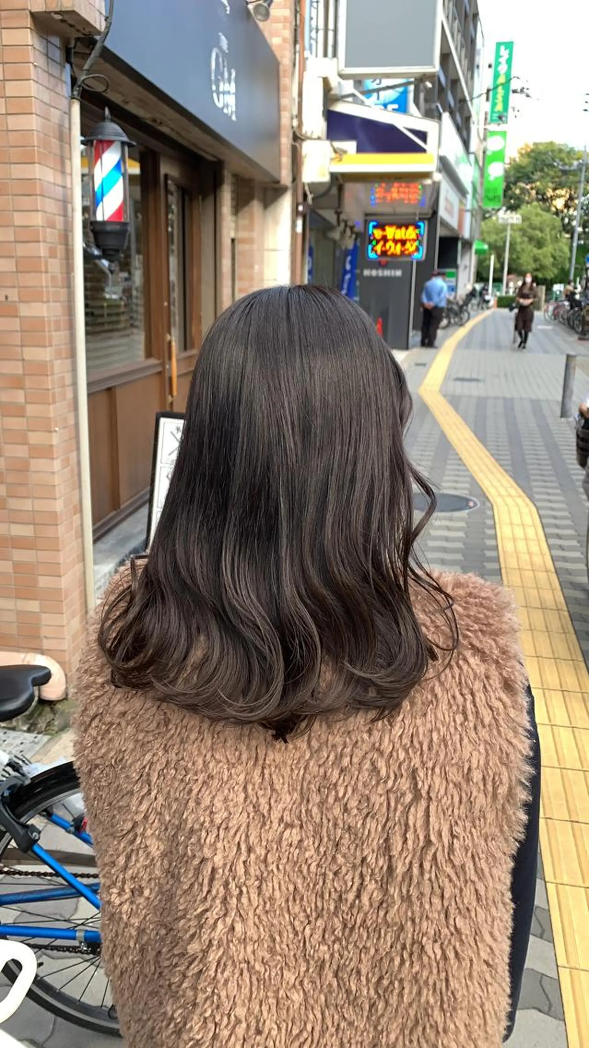 セミロング 片平 帆香のヘアスタイル