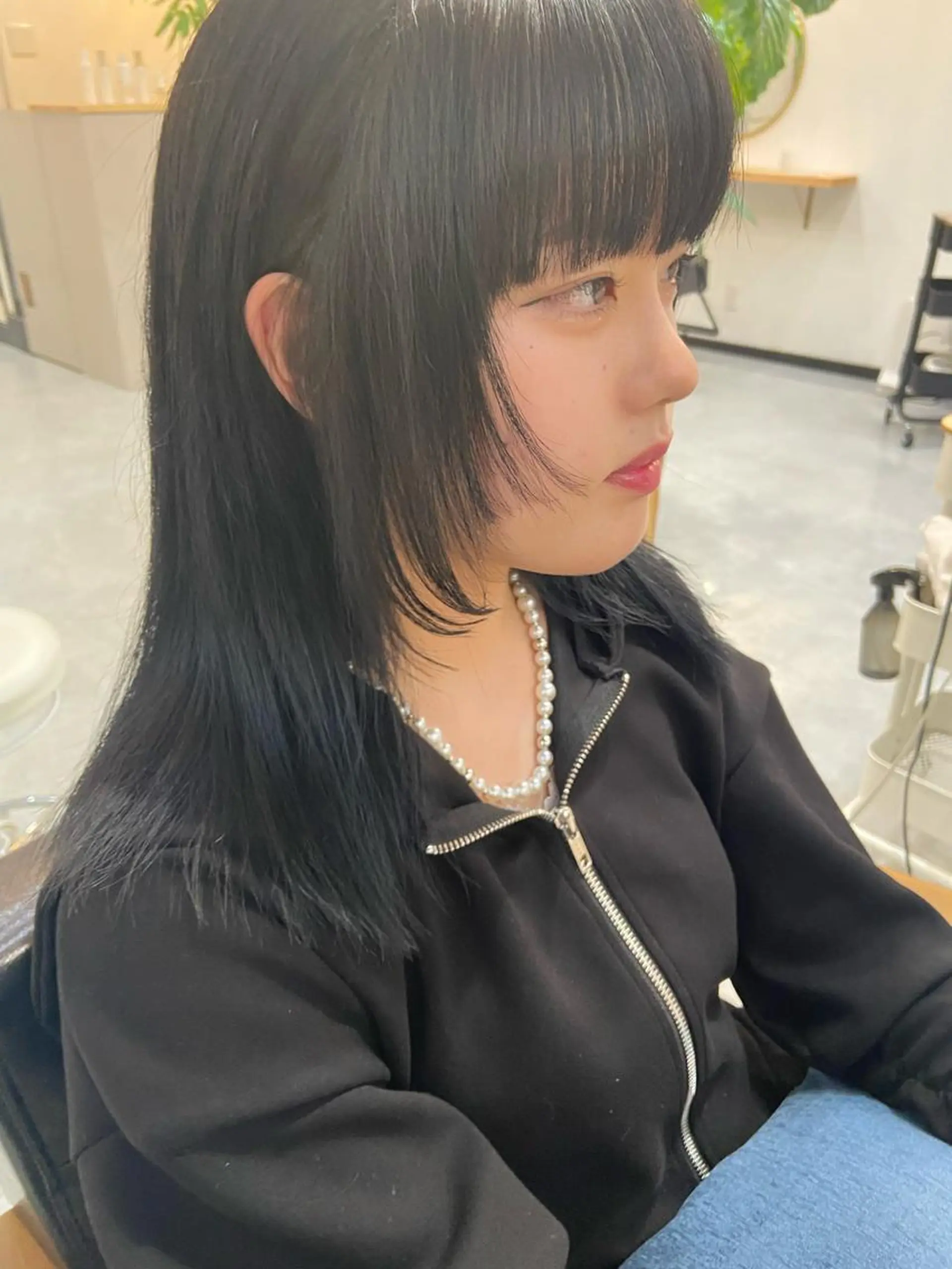 ミディアム 田中 あやなのヘアスタイル