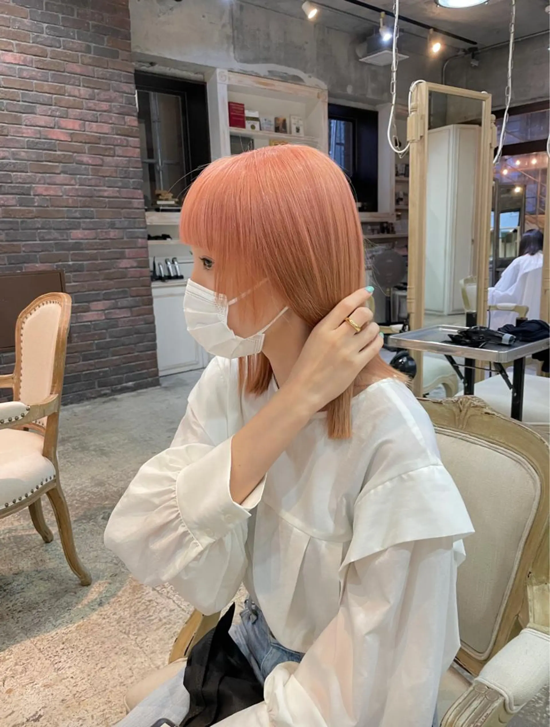 ミディアム カット ヘアカラー トリートメント 🔥女子ウケ🔥 メンズカットRIOのヘアスタイル