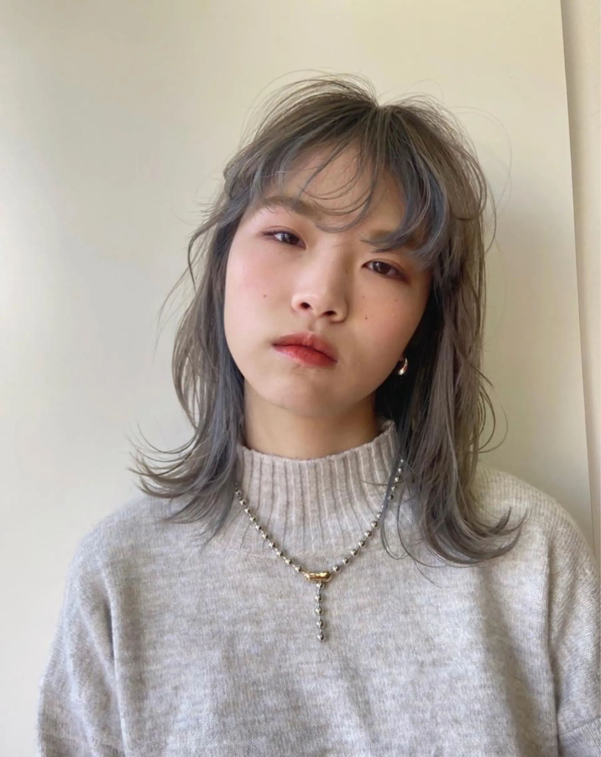 セミロング カラー ヘアアレンジ satsuki 暖色・ブラウンカラーのヘアスタイル