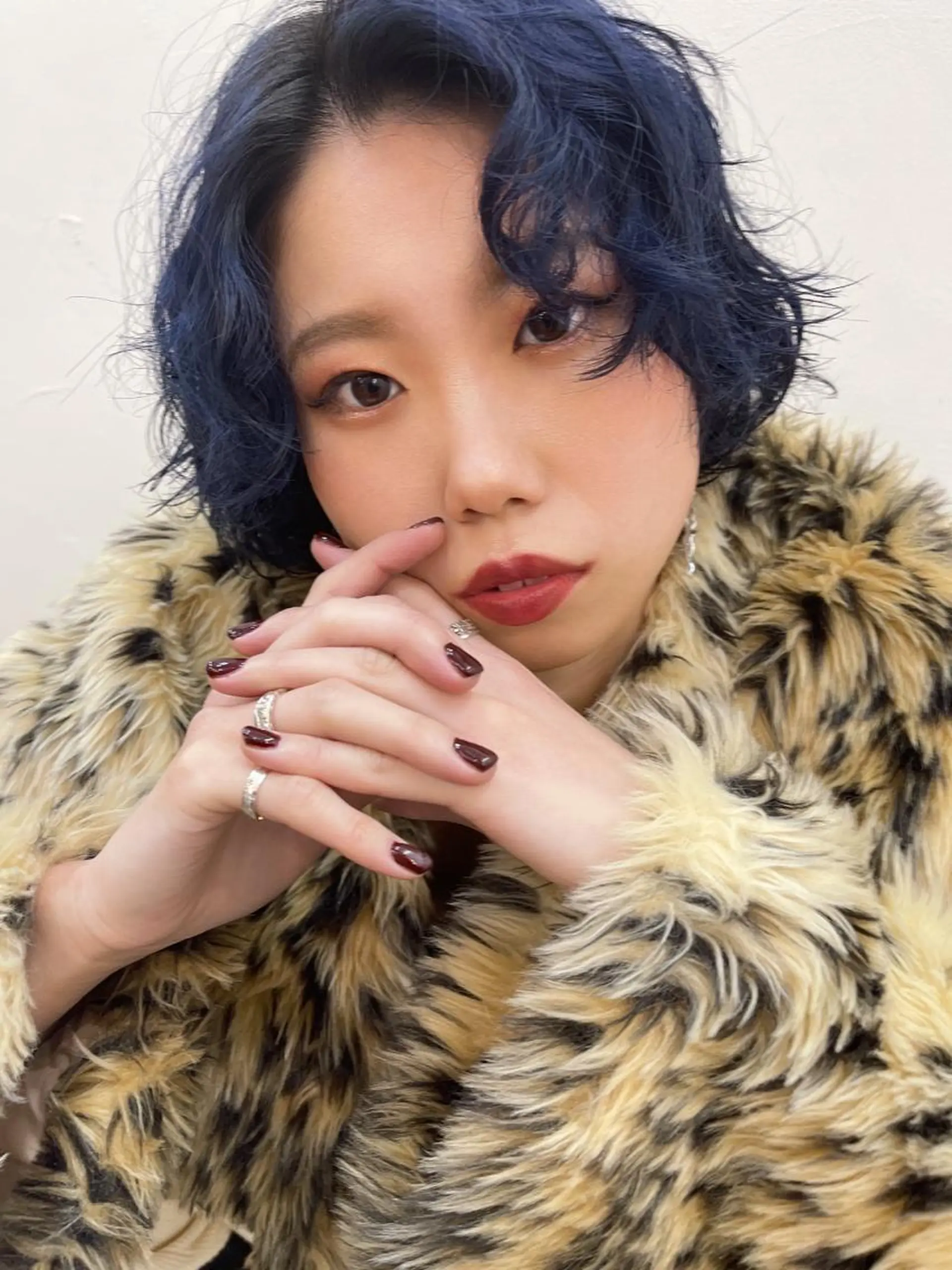 ショート カラー パーマ 顔まわりレイヤー/ bob及川亜沙美のヘアスタイル