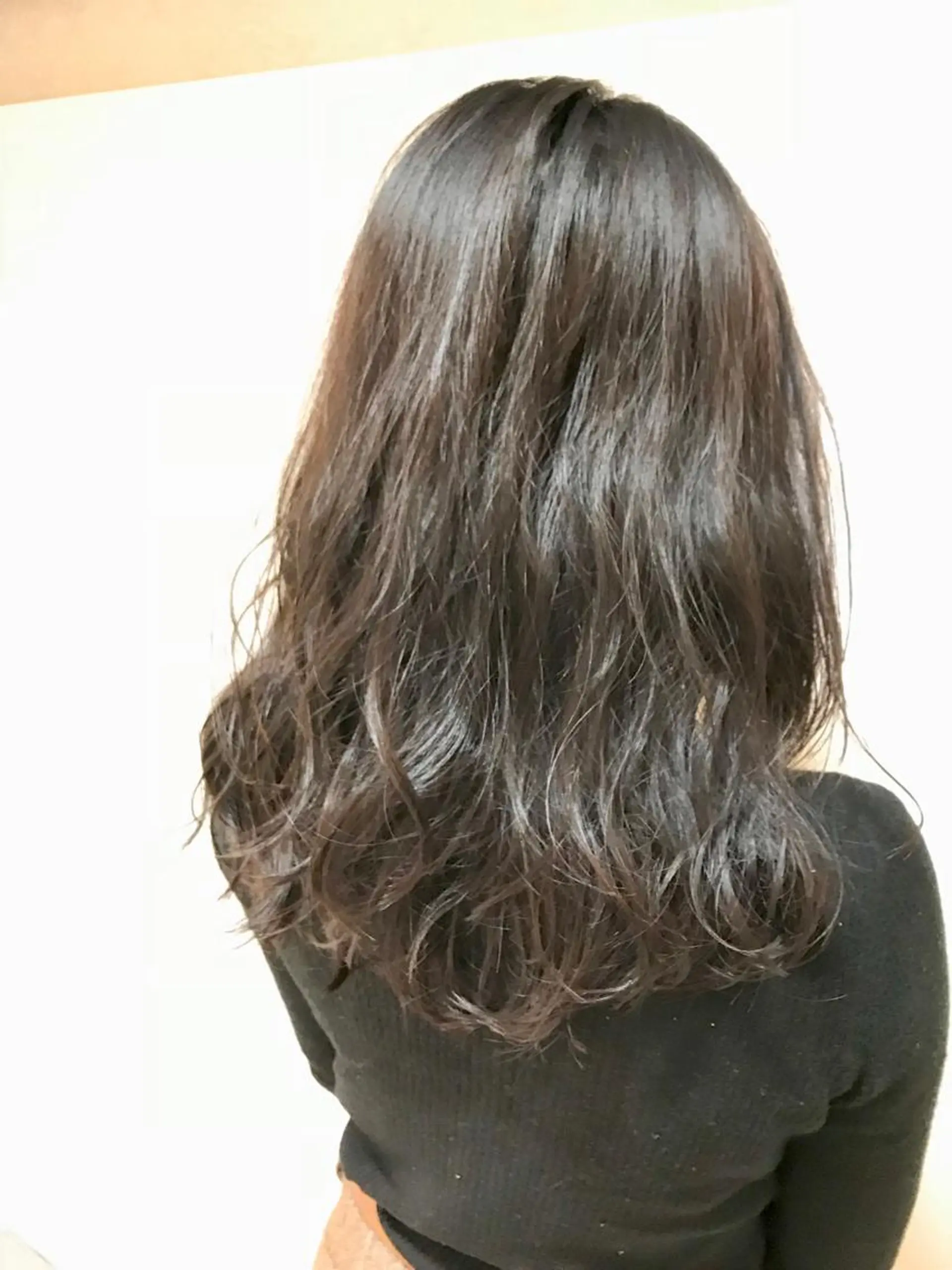 セミロング カラー Miru by INCE HAIRのヘアスタイル