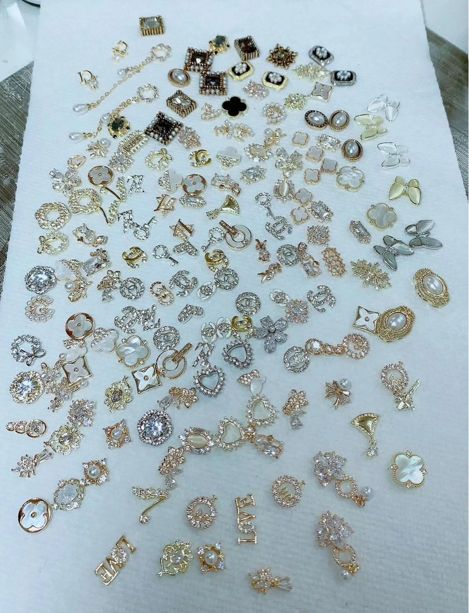 ネイル R salonのネイルデザイン